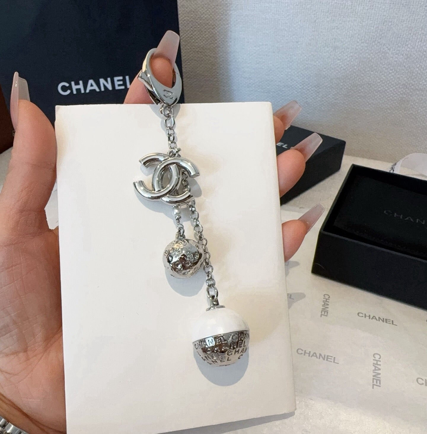 Chanel Pearl Charm 415602