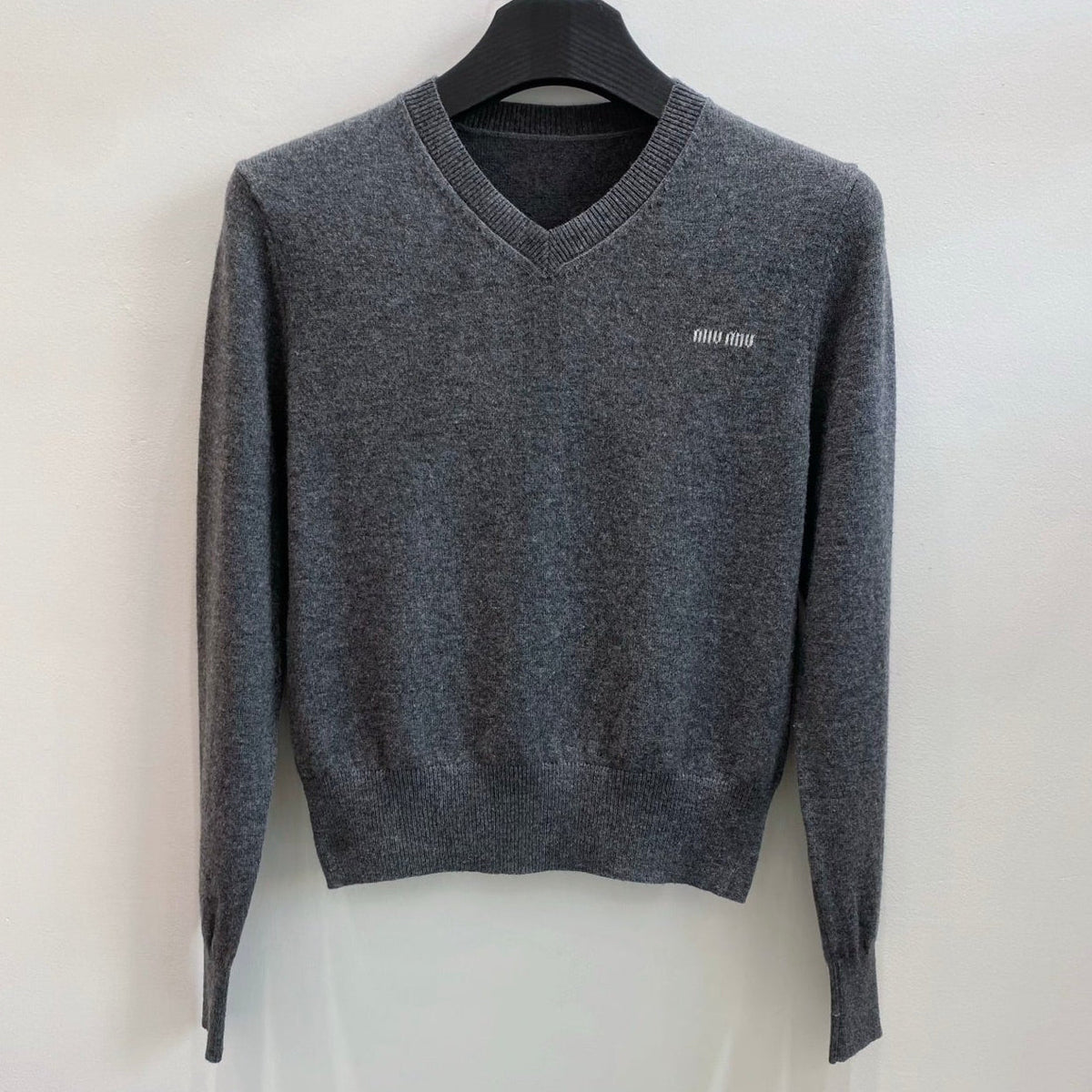 Miumiu 2026 V-neck Virgin Sweater Wool 433695