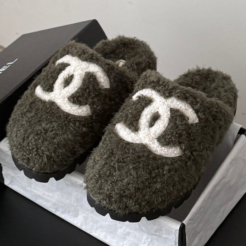Chanel 2026 Slip-On Mules Wool 127837