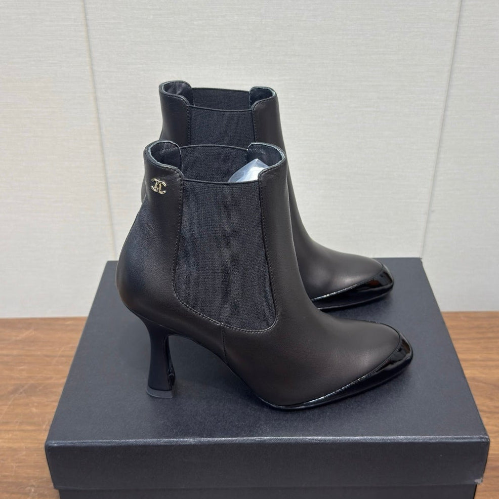 Chanel 2026 Two Tone Ankle Boots 85mm Leather 194819