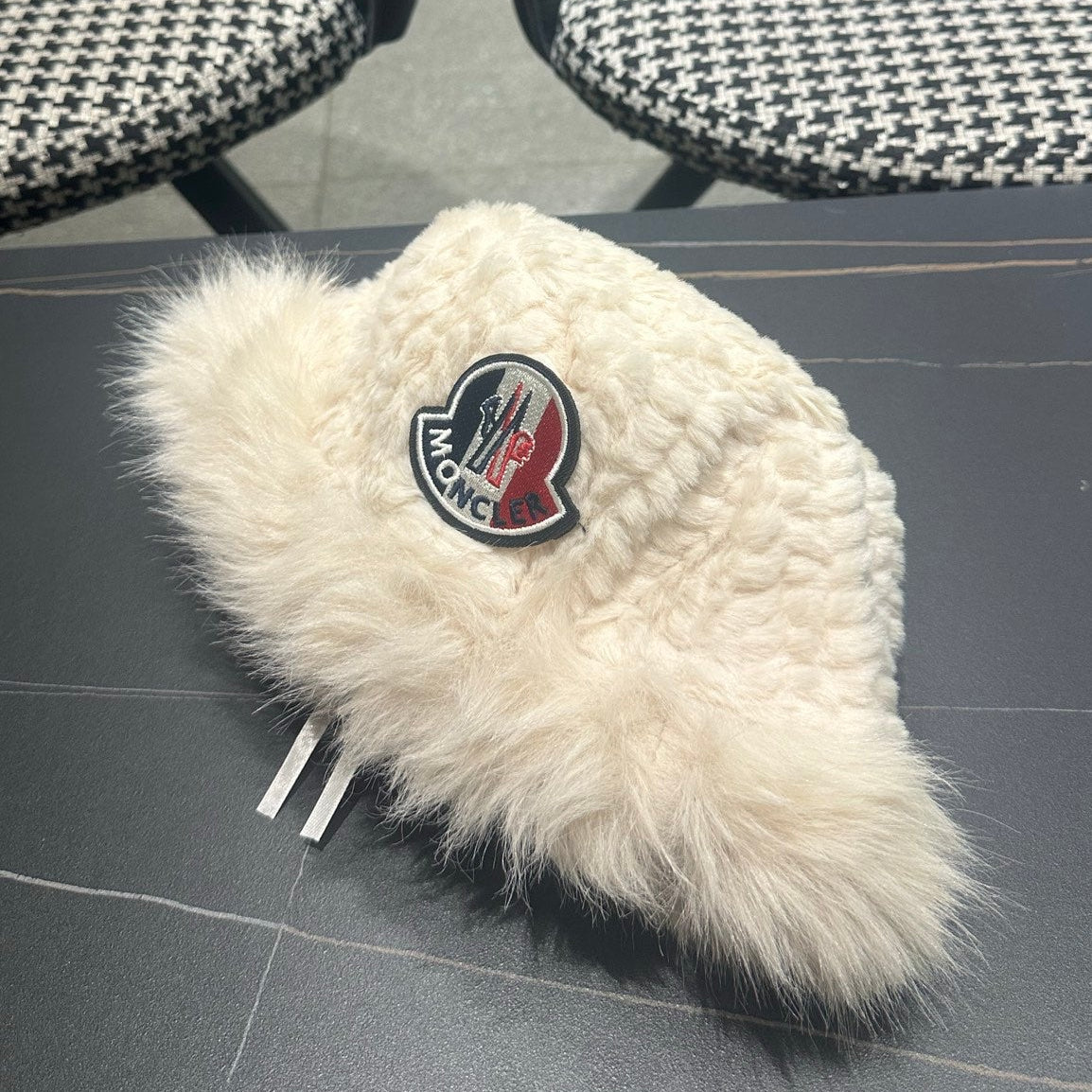 Moncler 2026 Bucket Hat Wool 550232