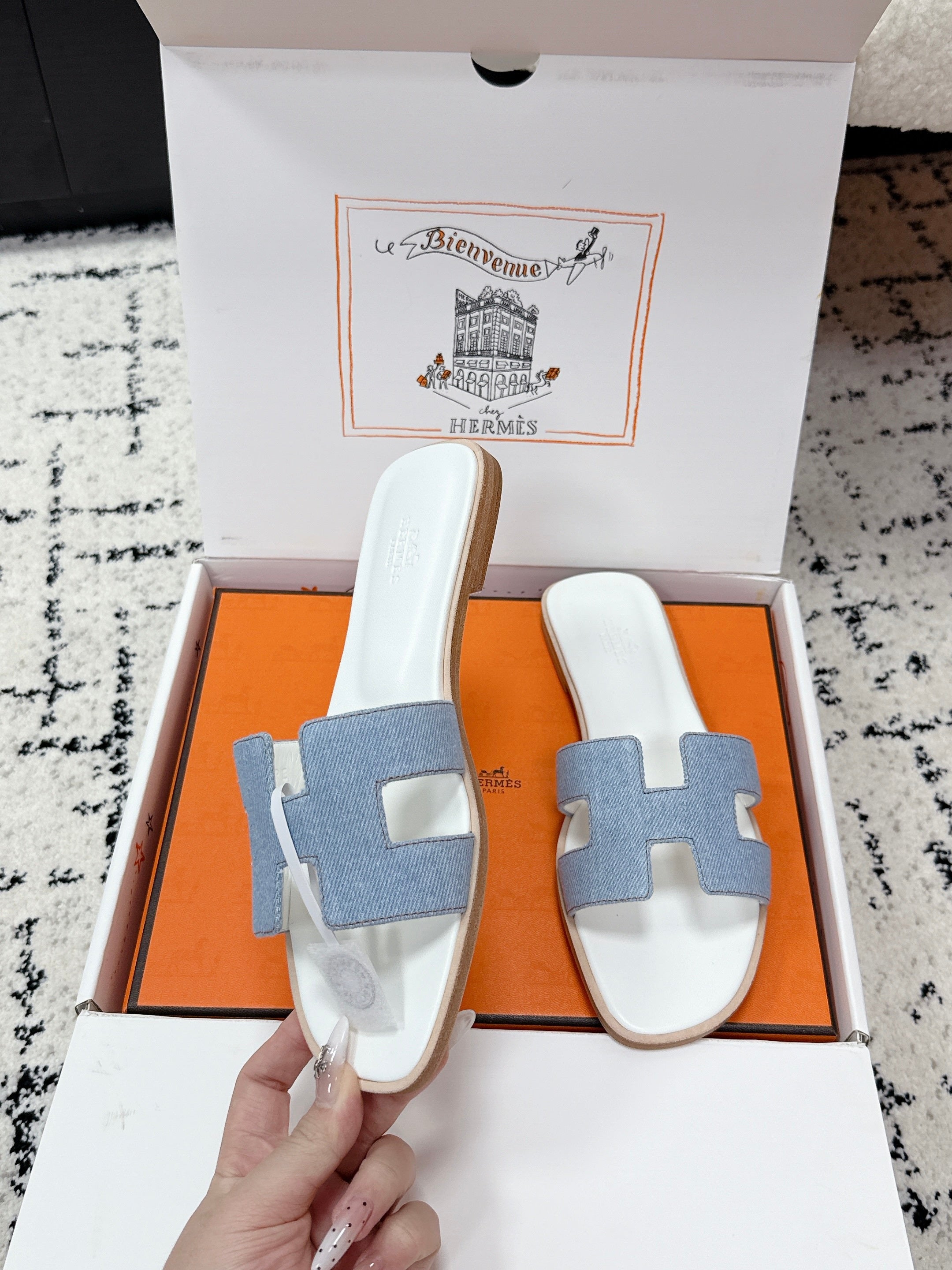 HM 26ss Oran Sandals Light Blue White Denim Cowhide 617180