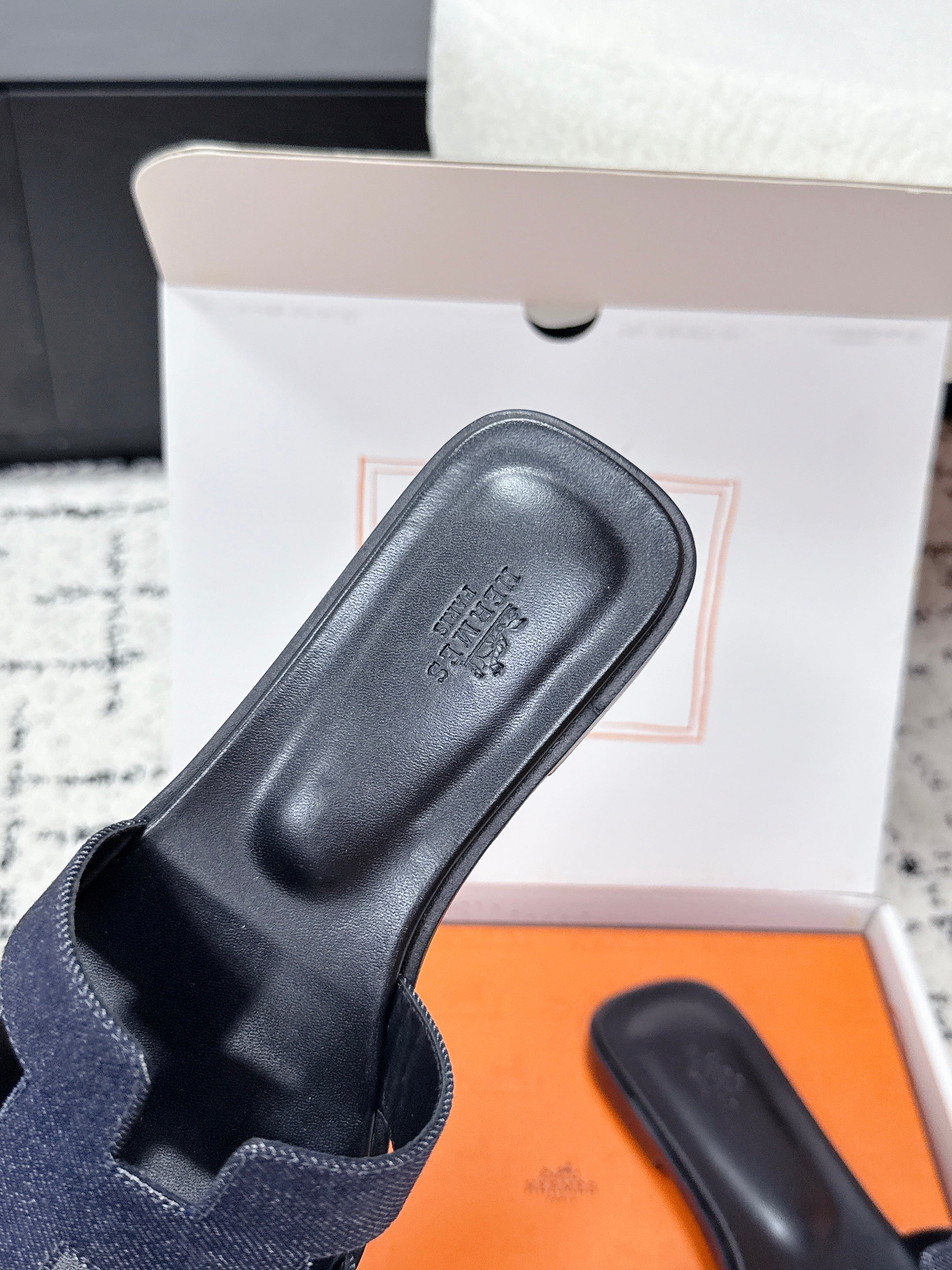 HM 26ss Oran Sandals Blue Black Denim Cowhide 617182