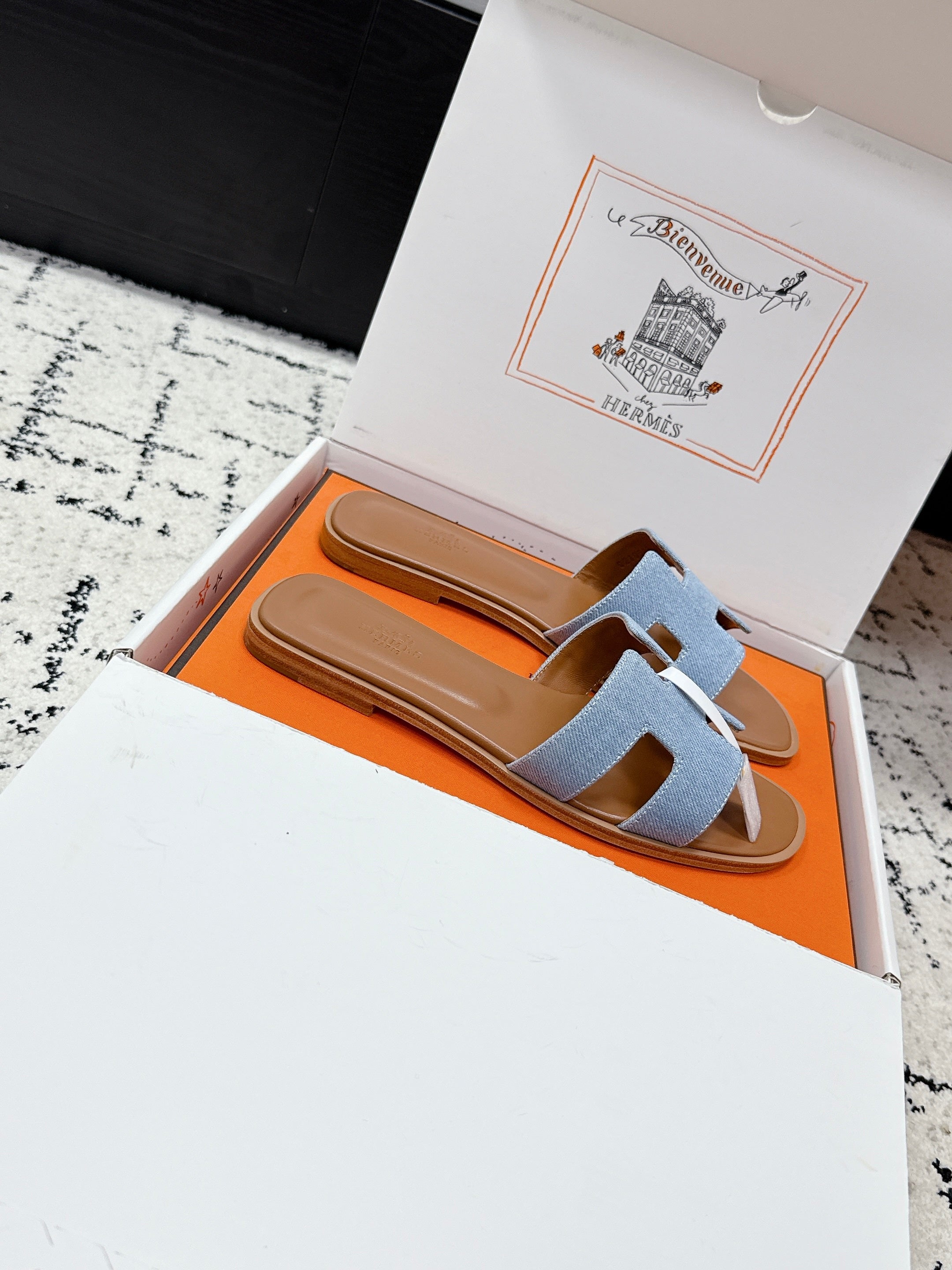 HM 26ss Oran Sandals Light Blue Brown Denim Cowhide 617183