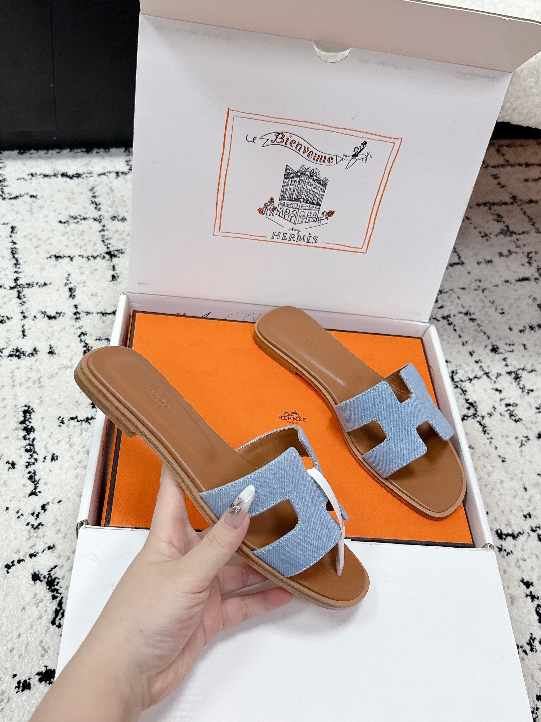 HM 26ss Oran Sandals Light Blue Brown Denim Cowhide 617183