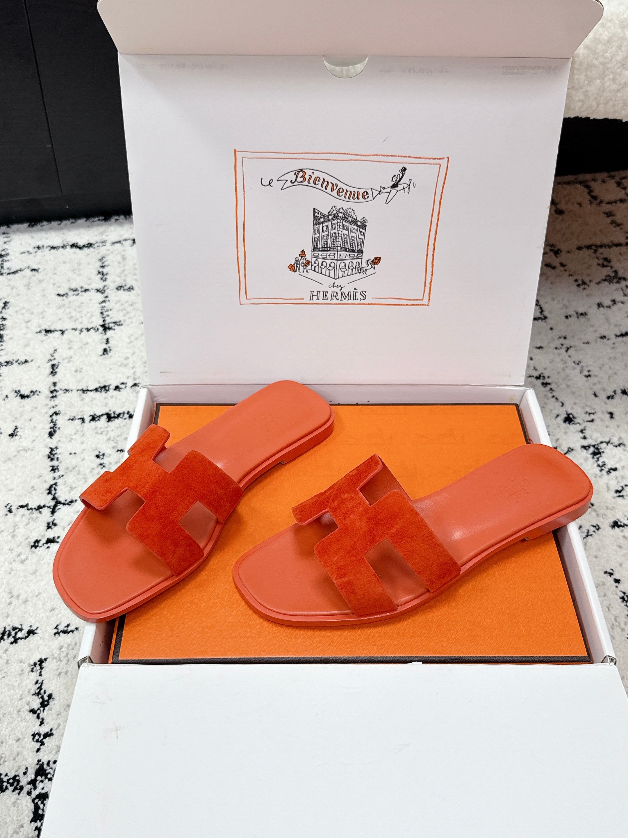 HM 26ss Oran Sandals Orange Suede Cowhide 617192