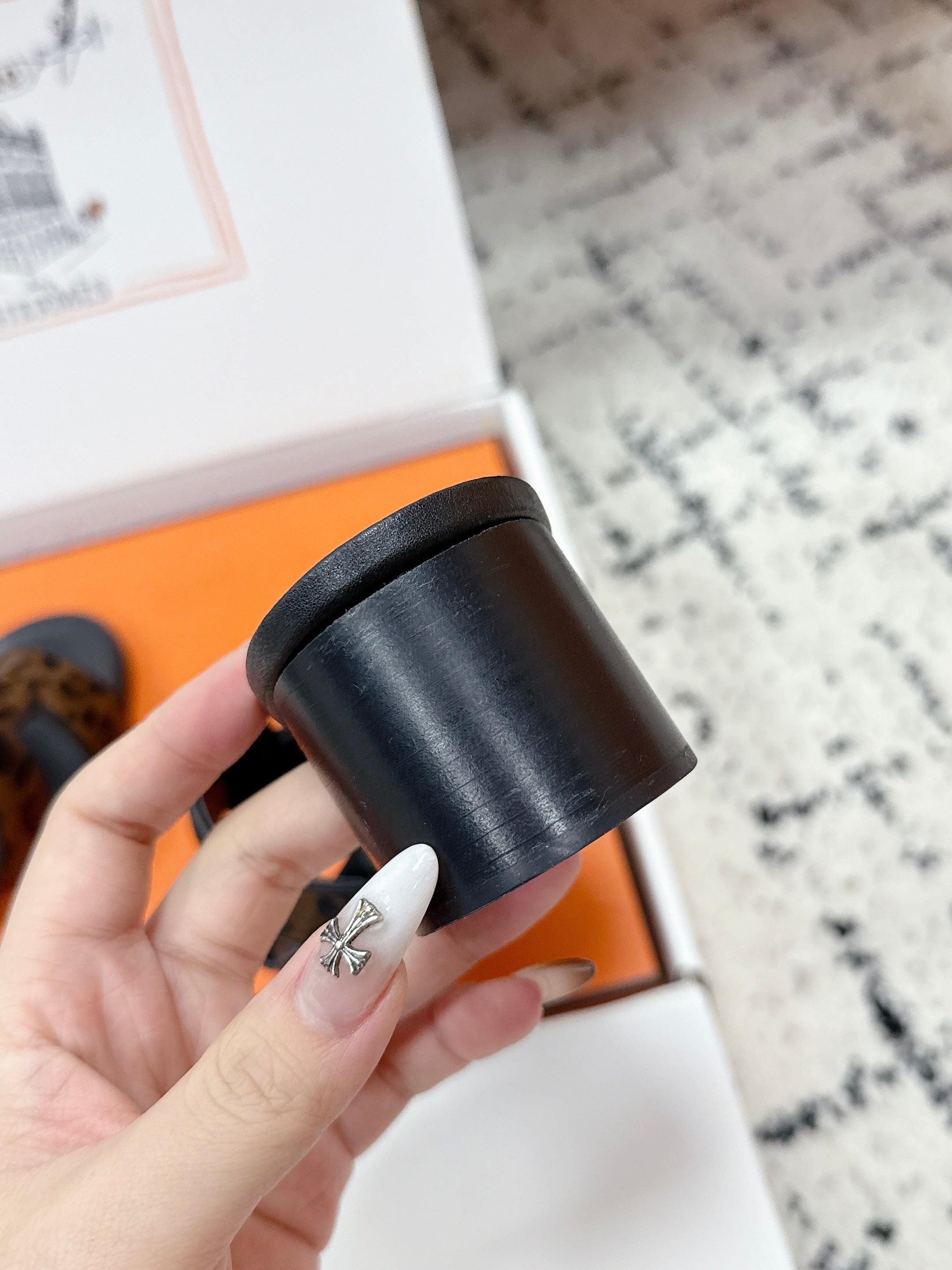 HM 26ss High-Heeled Sandals 50 Black Brown Cowhide 617228