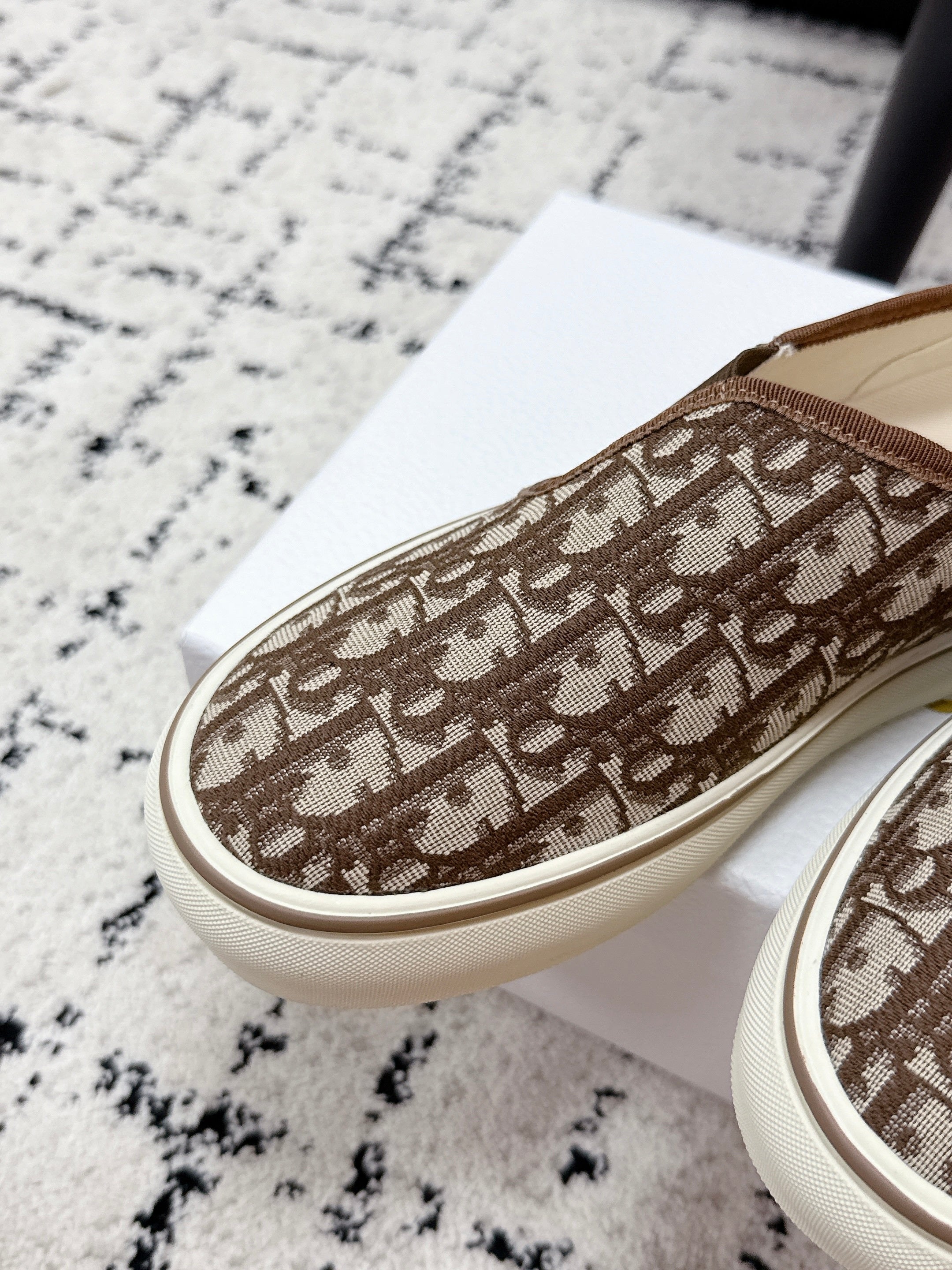 Dior 2026 Monogram Slip-on Loafers Cloth 954991