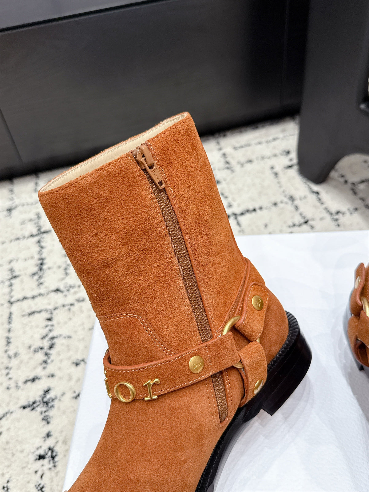 Dior 2026 Bolt Ankle Boots Suede Leather 139290