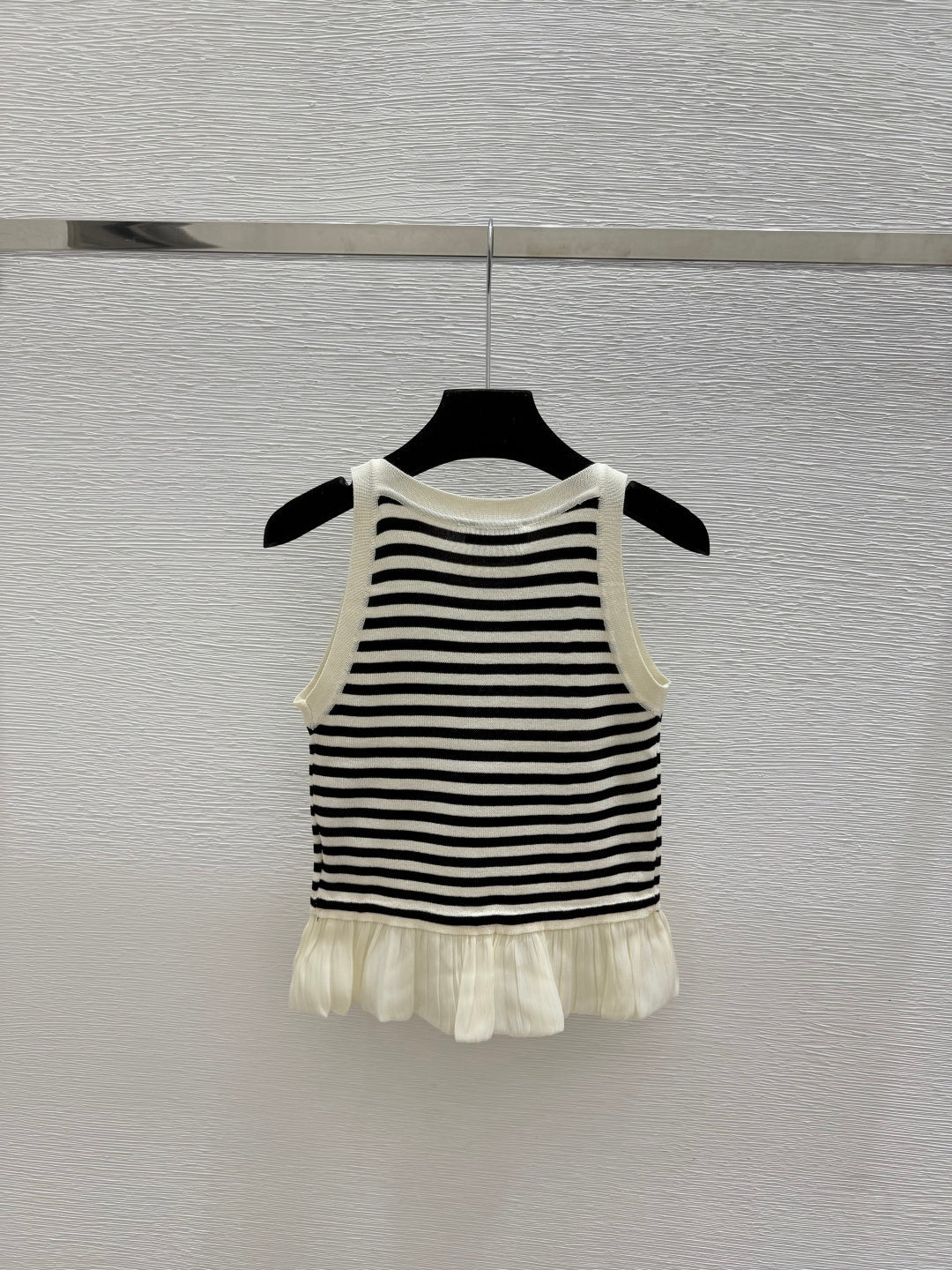 Chanel 2026 Knitted Vest Wool 633807