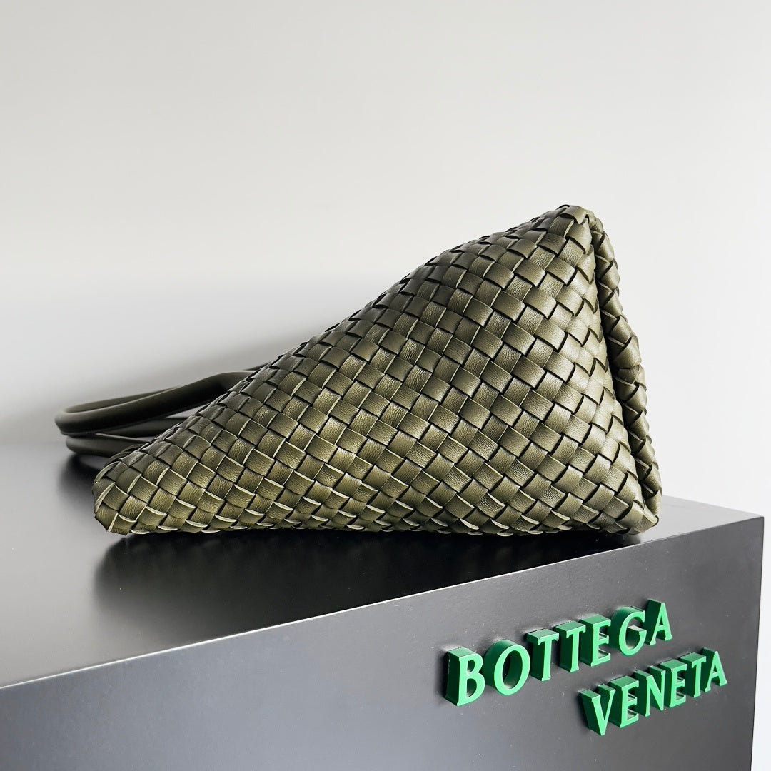 Bottega Veneta 2026 Cabat Tote Bag 51cm Green Lambskin 135812