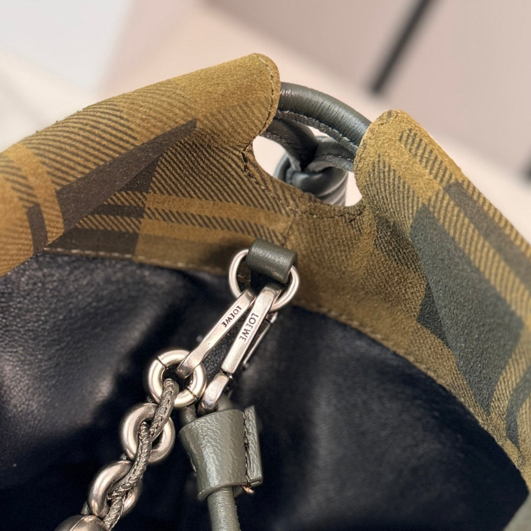 Loewe Flamenco Clutch Bag 30 Yellow Black Suede 280519