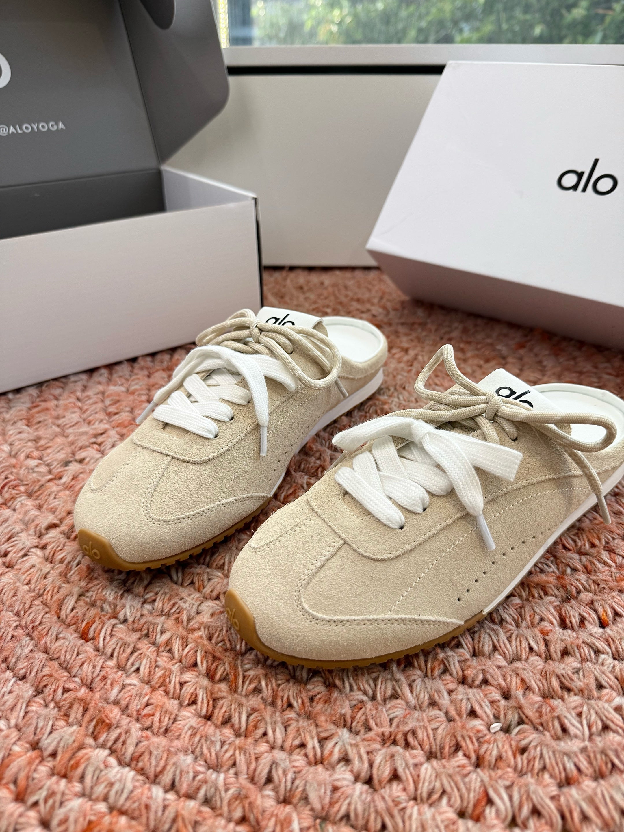 Alo 2026 Mule Suede Leather 841419