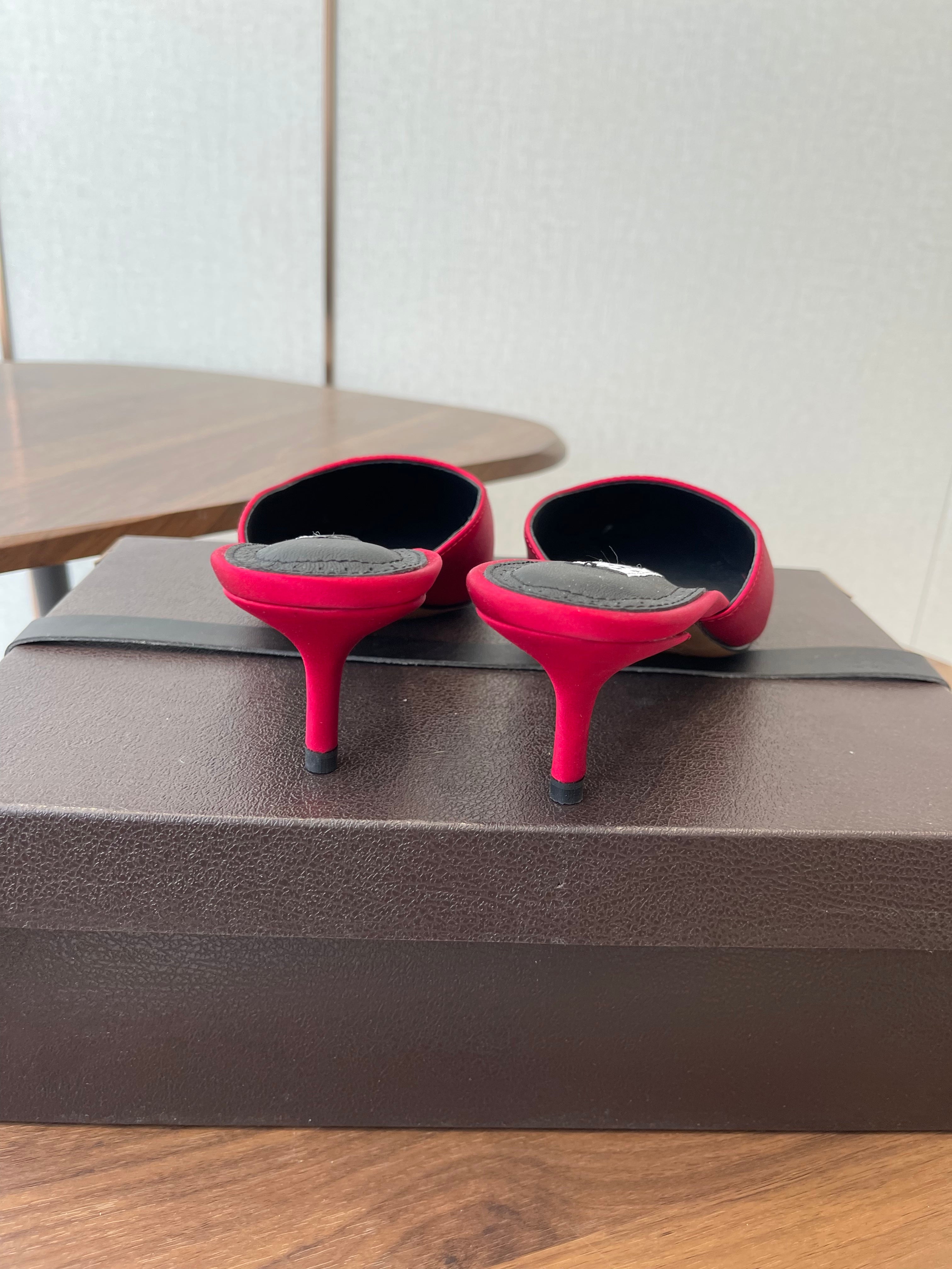 Alaia 26  Pointed-toe Mules 50 Red Sheepskin 624910