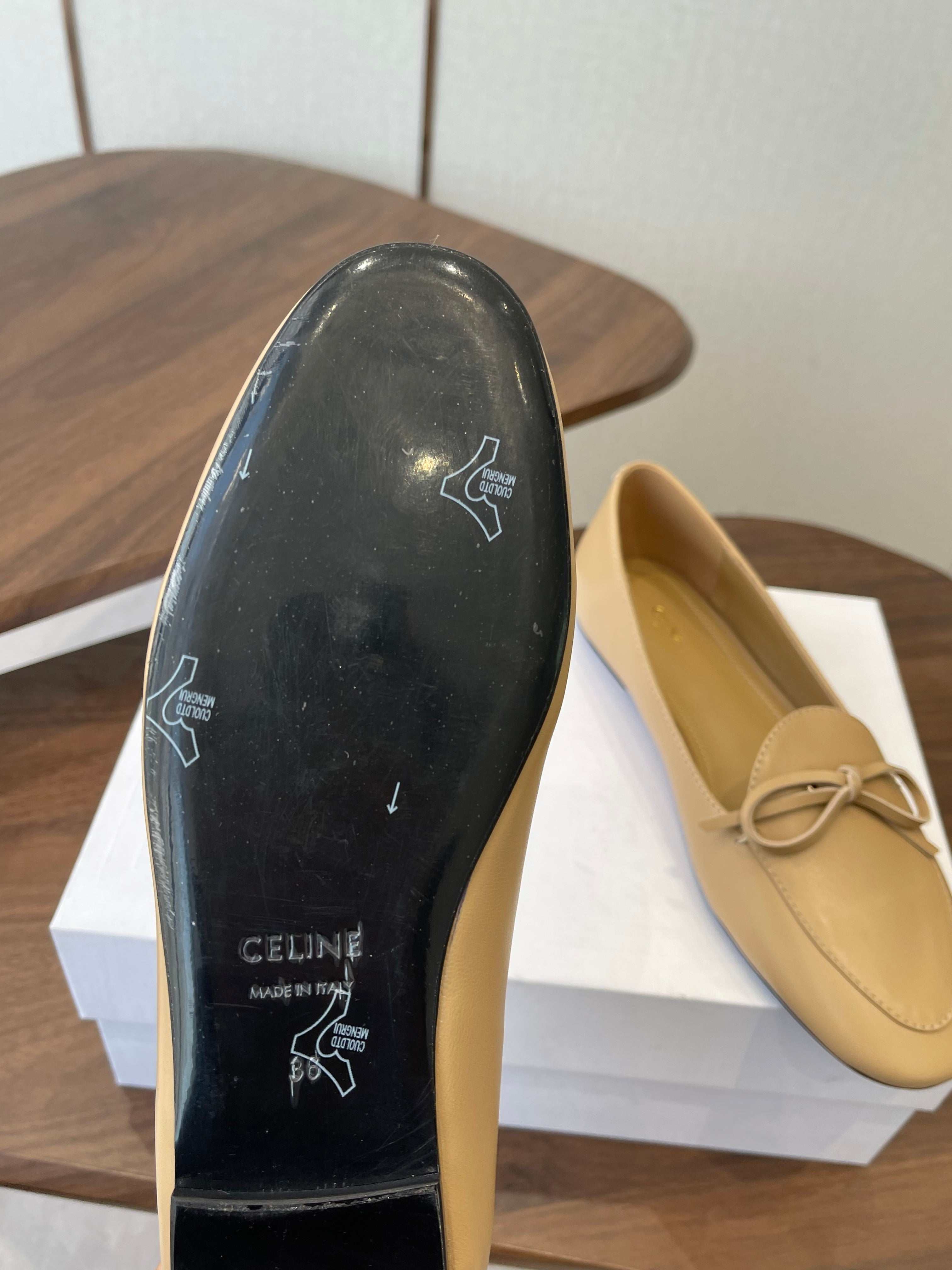 Celine 26 Loafers Beige Sheepskin 624692