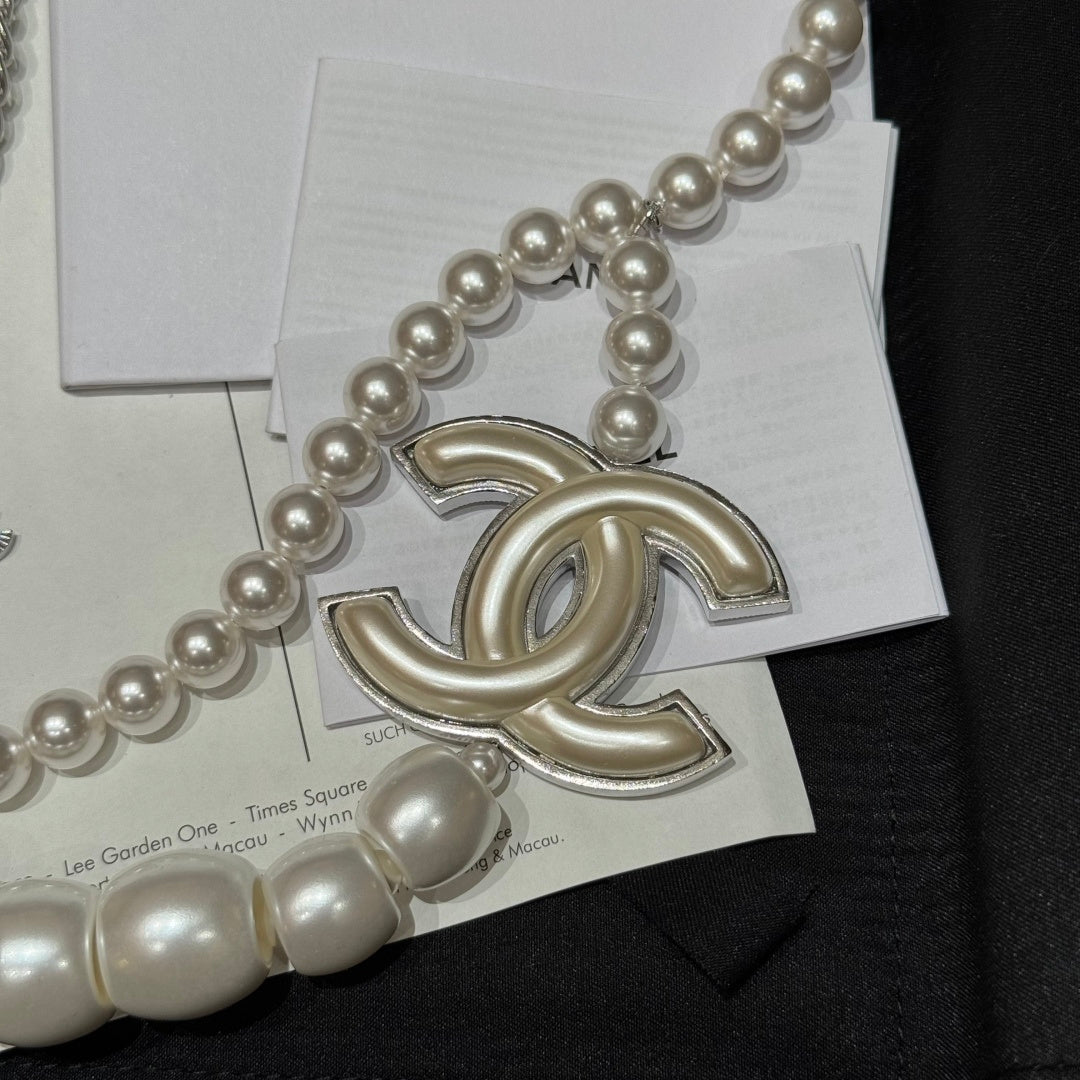 Chanel 2026 Pearl Double-Layer CC Pendant Necklace Belt