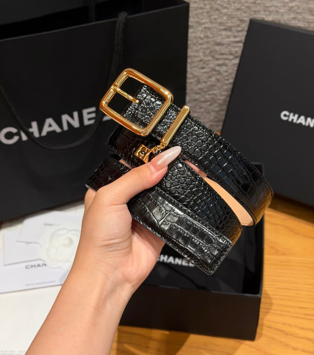 Chanel 2026 Crocodile-Embossed CC Charm Belt 30mm Calfskin 209291
