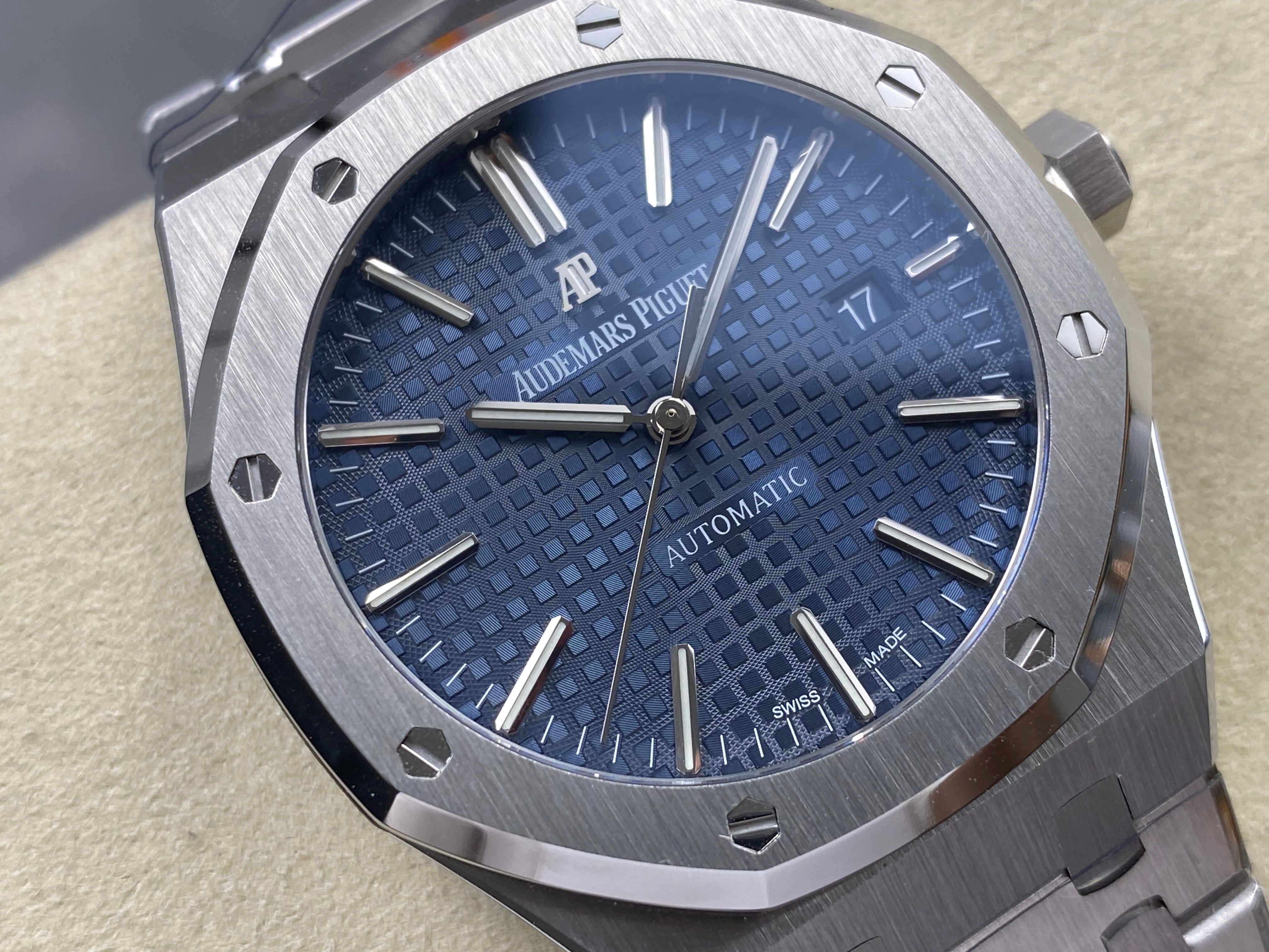 Audemars Piguet Royal Oak Selfwinding 41mm 15400OR Blue Dial
