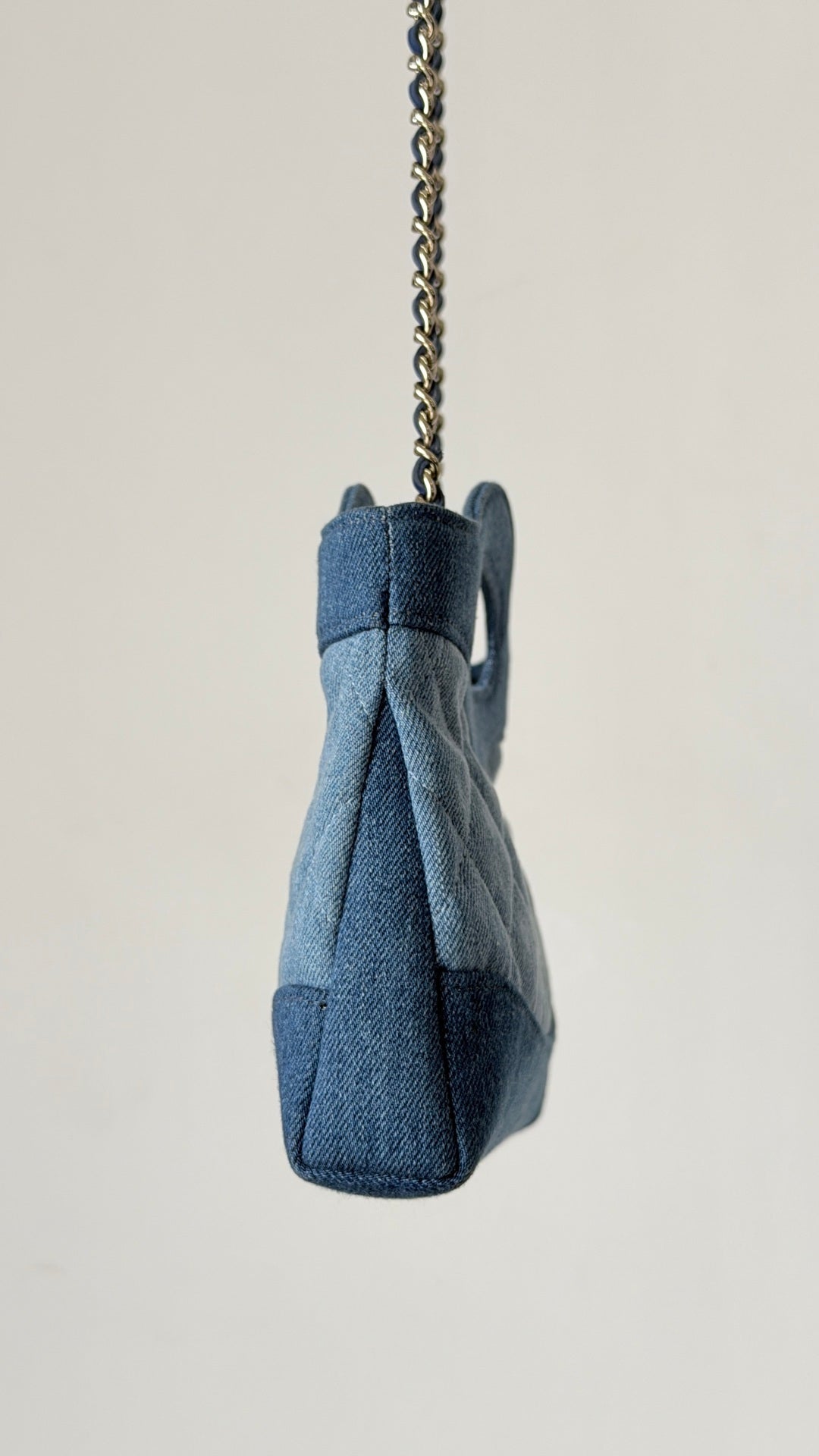 Chanel 26 Clutch 21 Blue Denim Gold Hardware