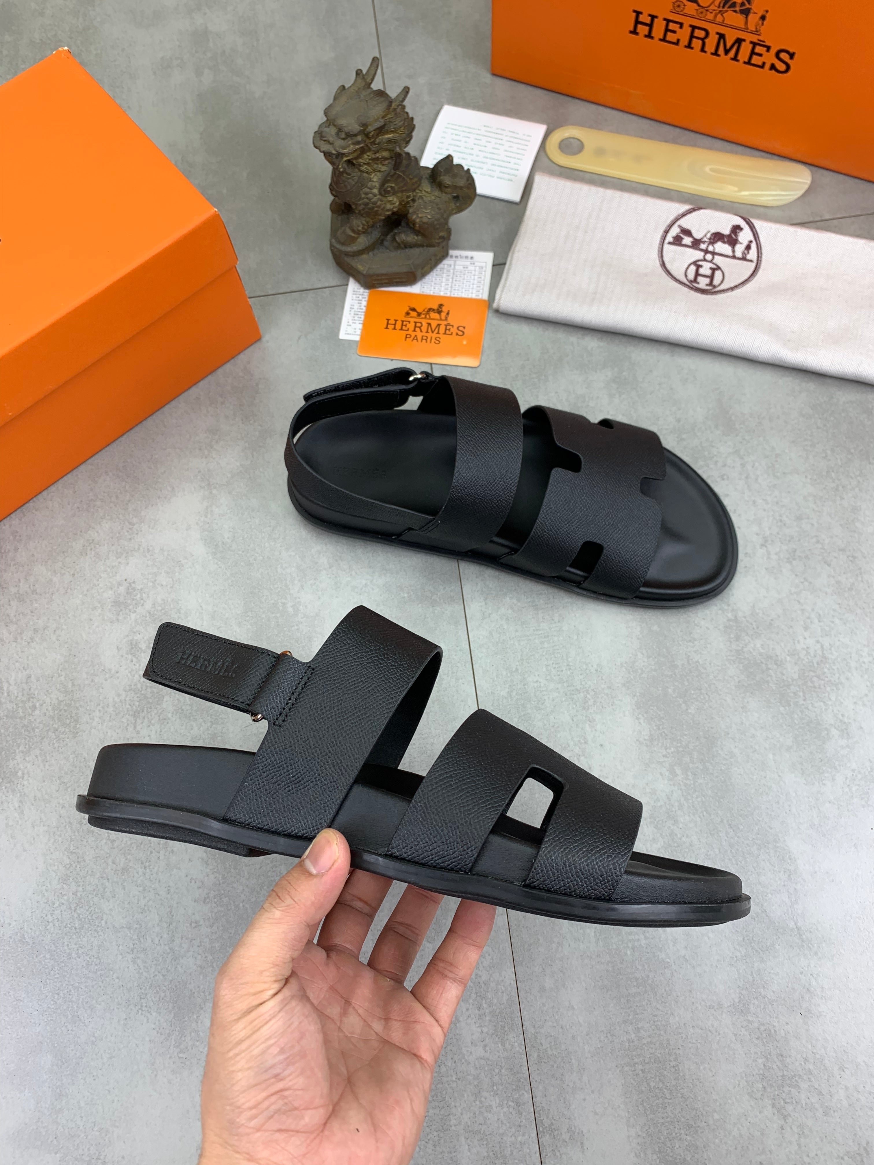 HM Men's Genius Sandals Black Calfskin 645502