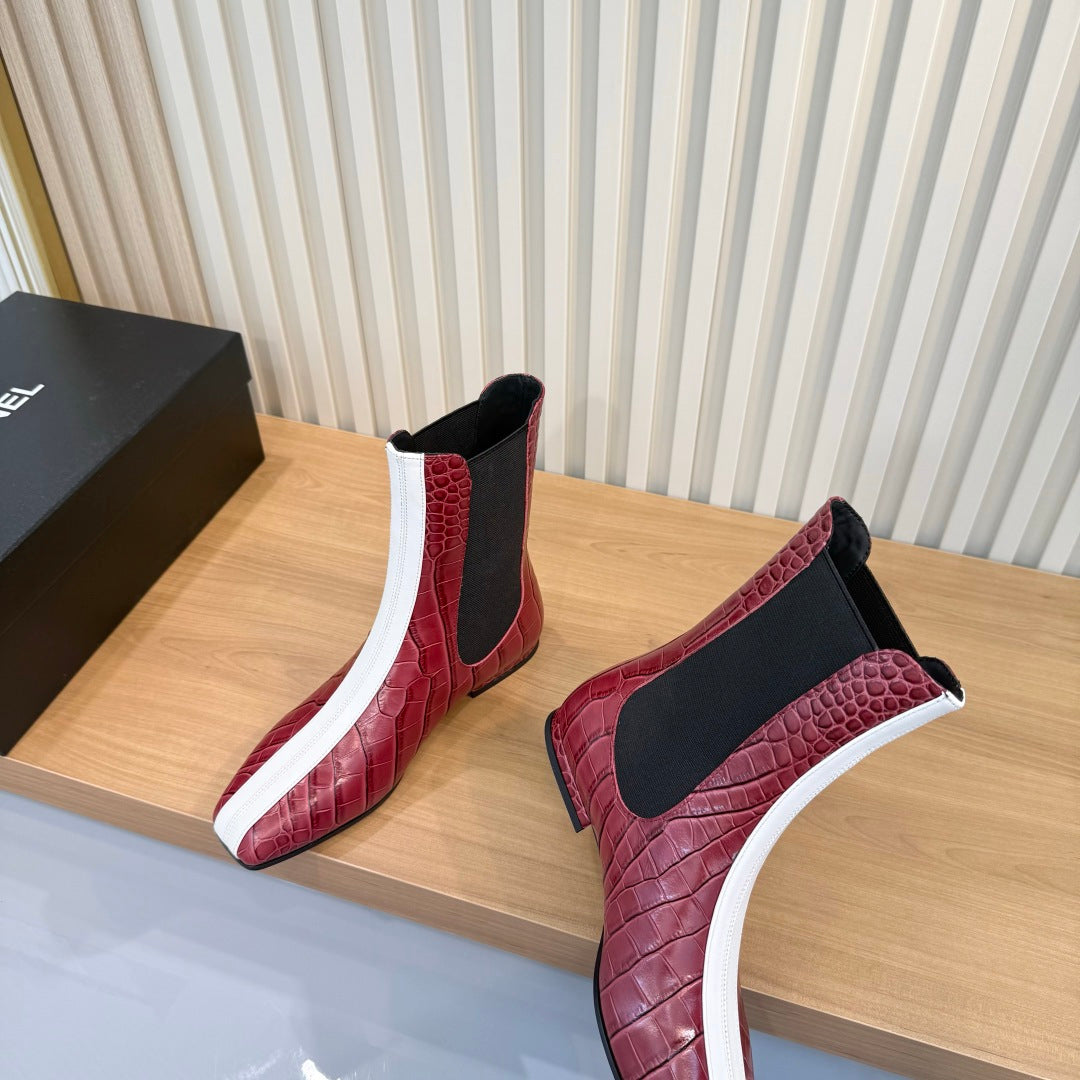 Chanel 2026 Chelsea Boots Calfskin 986912