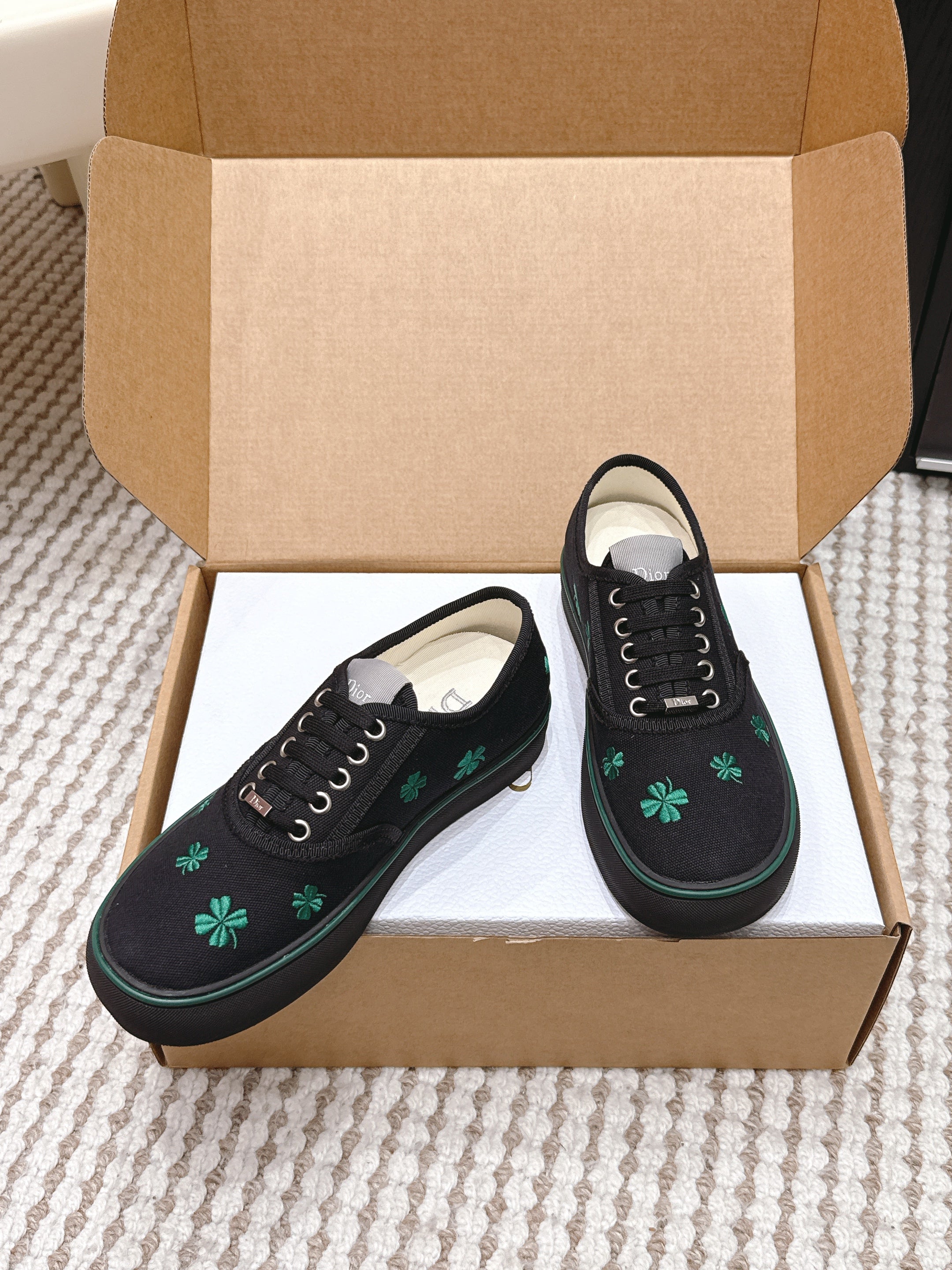 CD 26 Platform Sneaker Black Green Canvas 632438