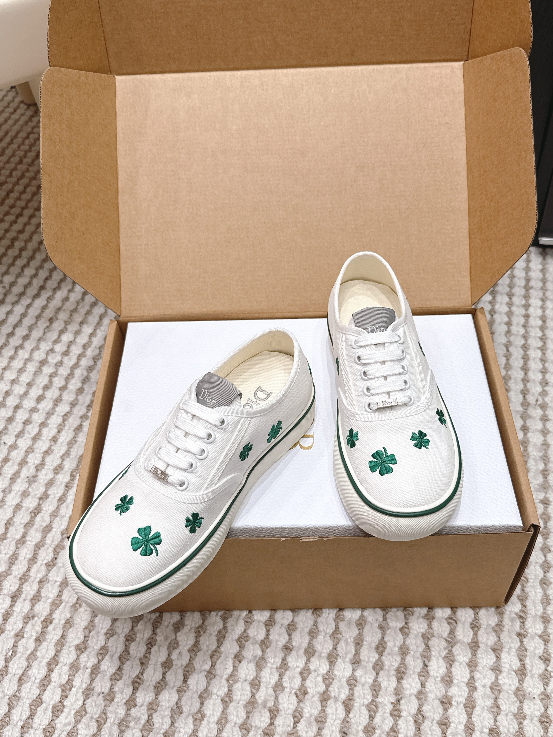 CD 26 Platform Sneaker White Green Canvas 632439