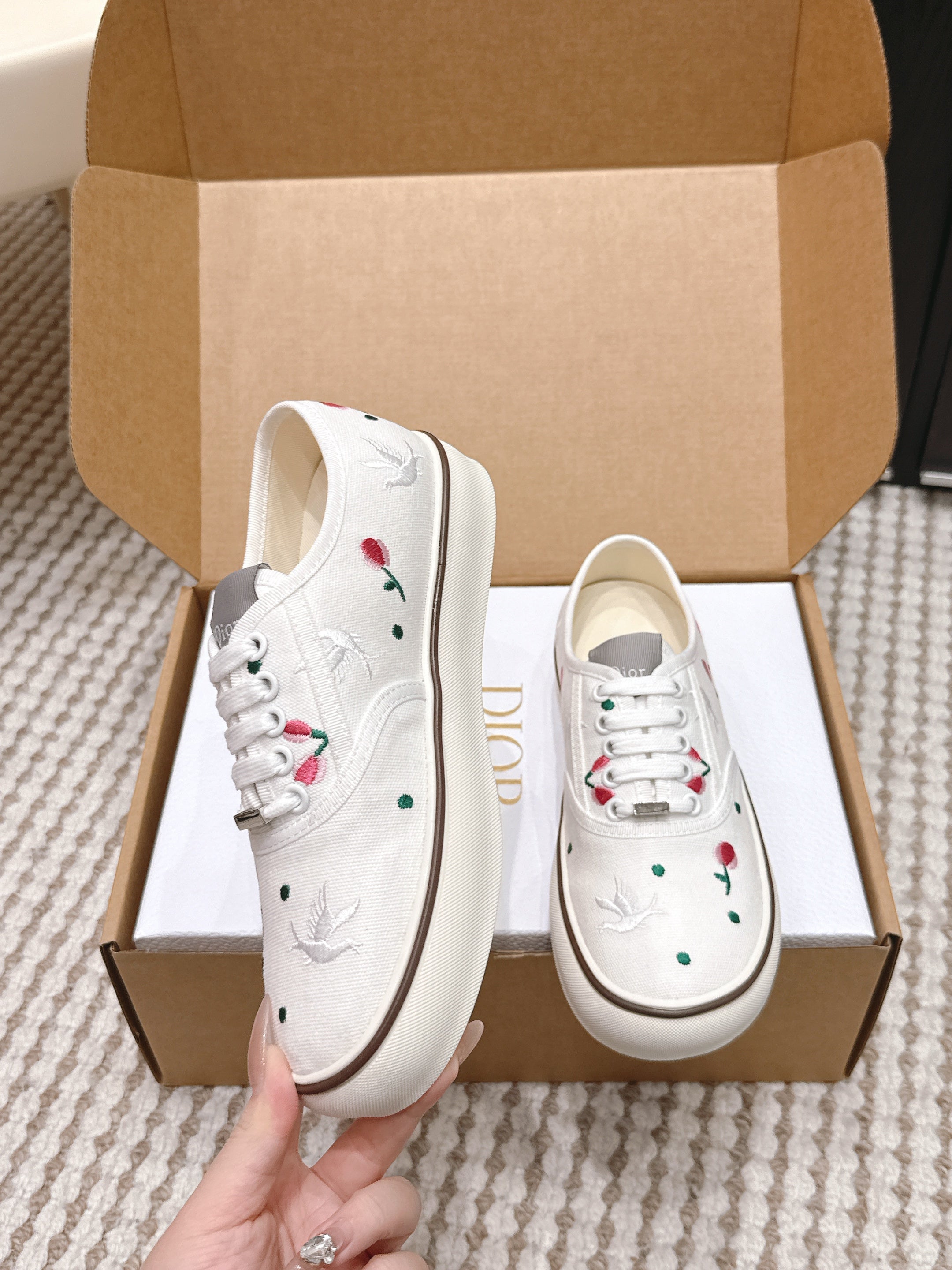 CD 26 Platform Sneaker White Canvas 632440