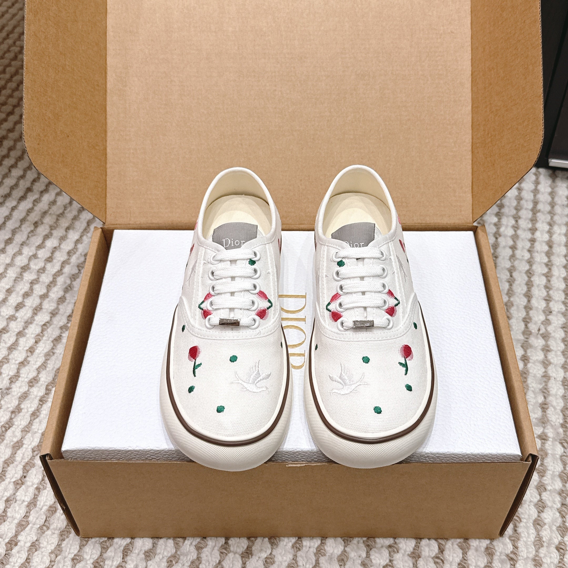 CD 26 Platform Sneaker White Canvas 632440