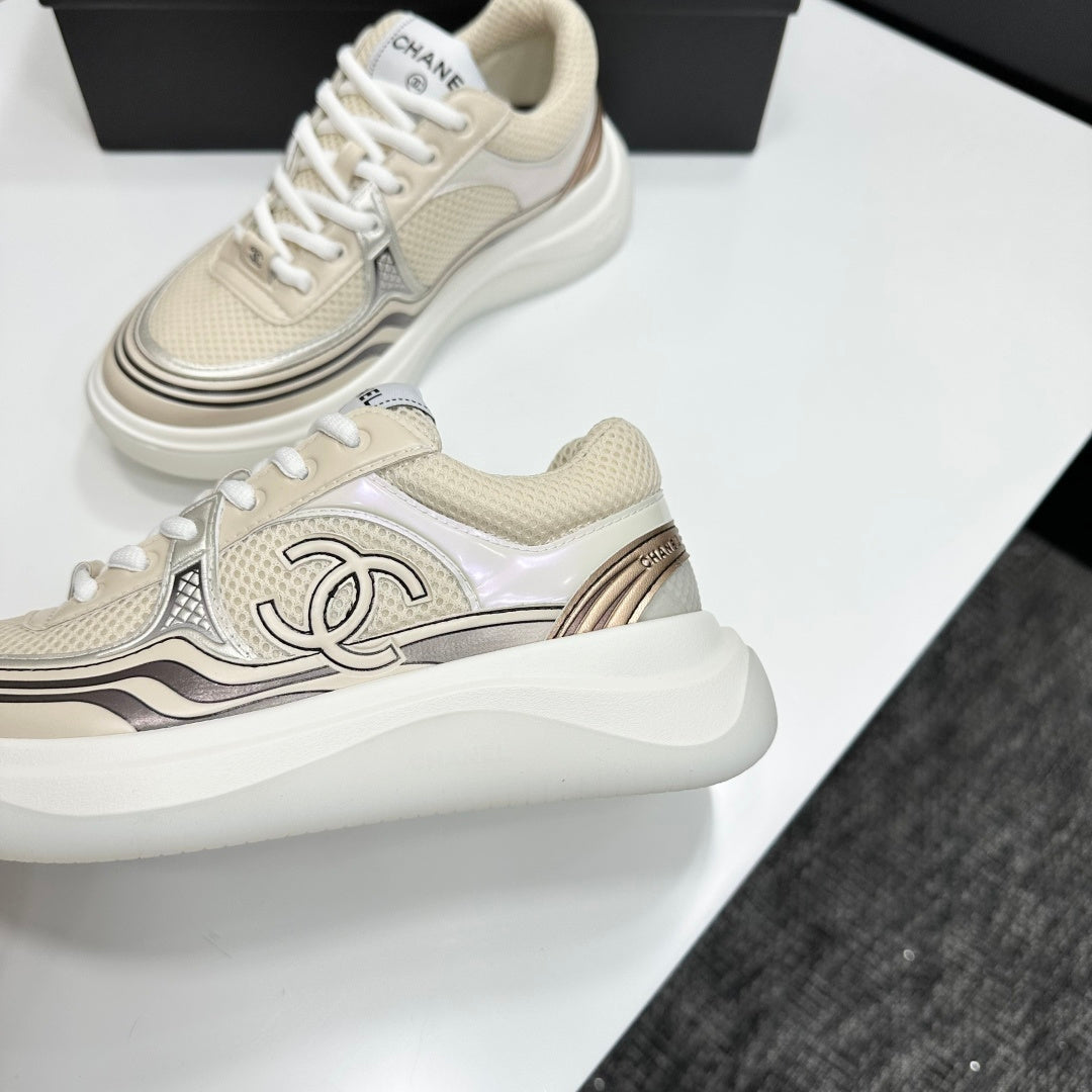 CC 26s Casual Sneakers Light Beige Sliver Fabric Cowhide 626382