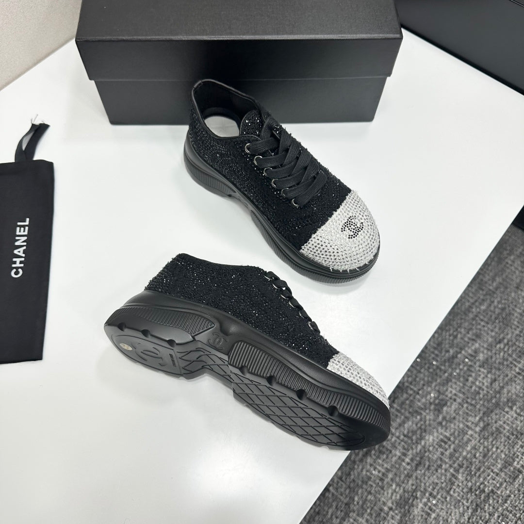 CC 26s Casual Sneakers Rhinestones Black Mesh Sheepskin 626362