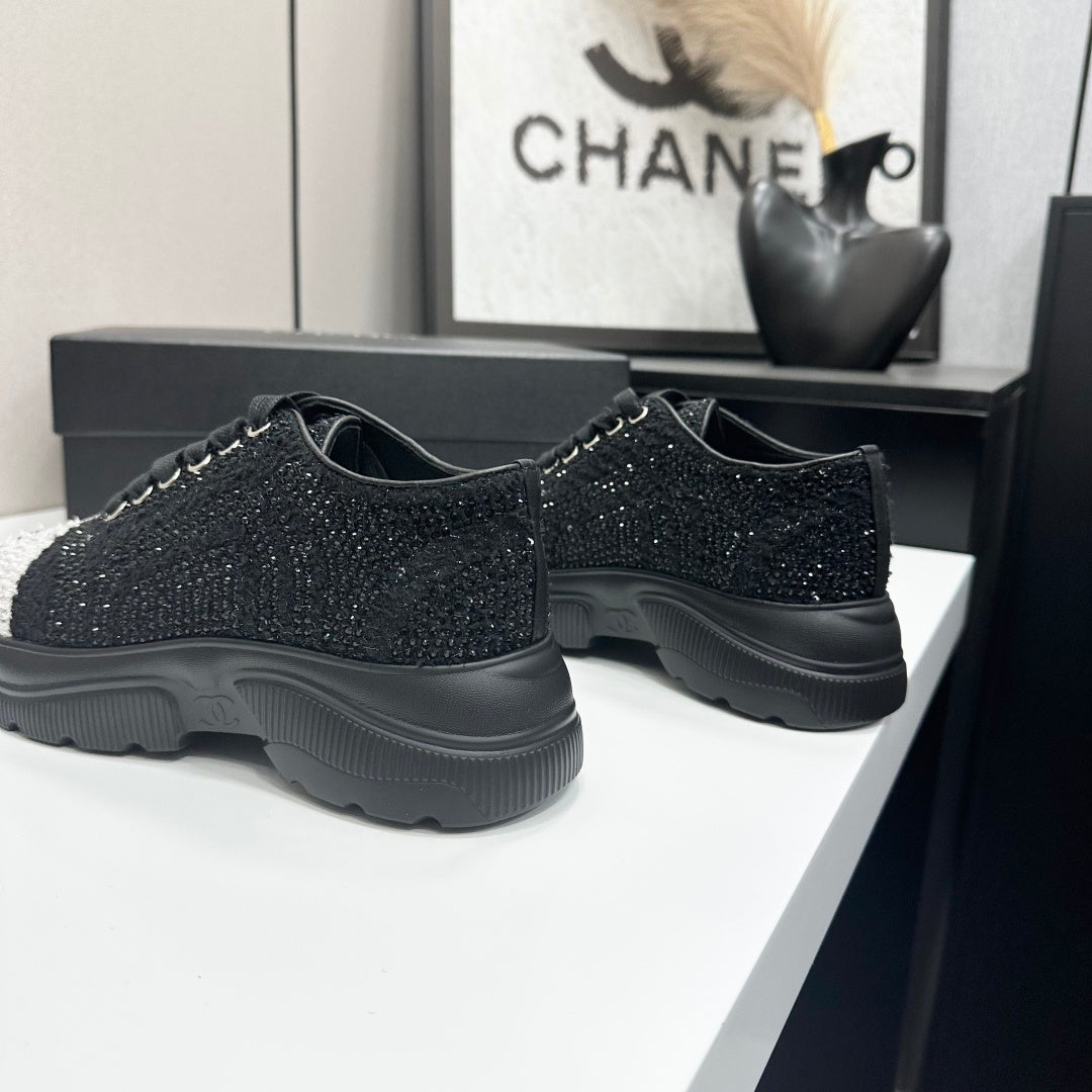 CC 26s Casual Sneakers Rhinestones Black Mesh Sheepskin 626362