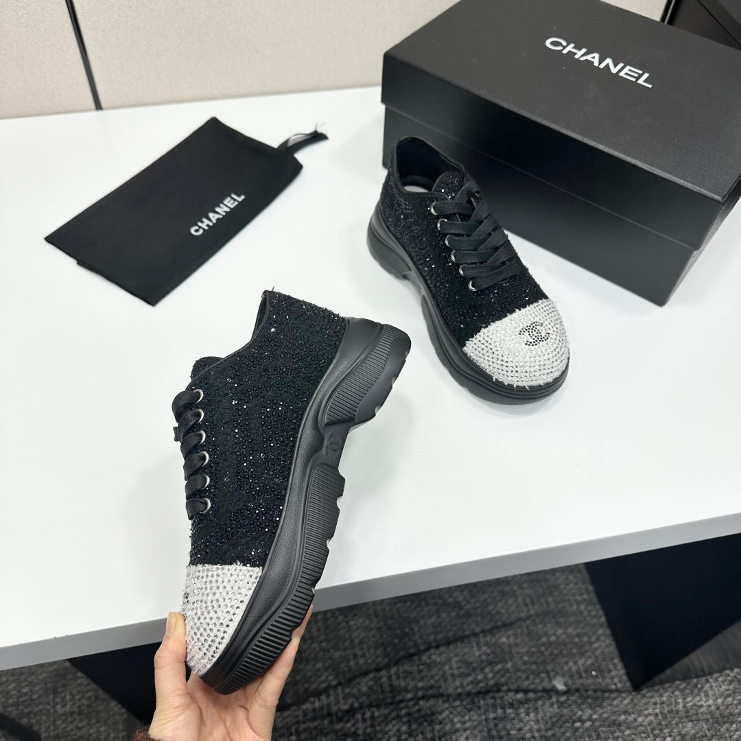 CC 26s Casual Sneakers Rhinestones Black Mesh Sheepskin 626362