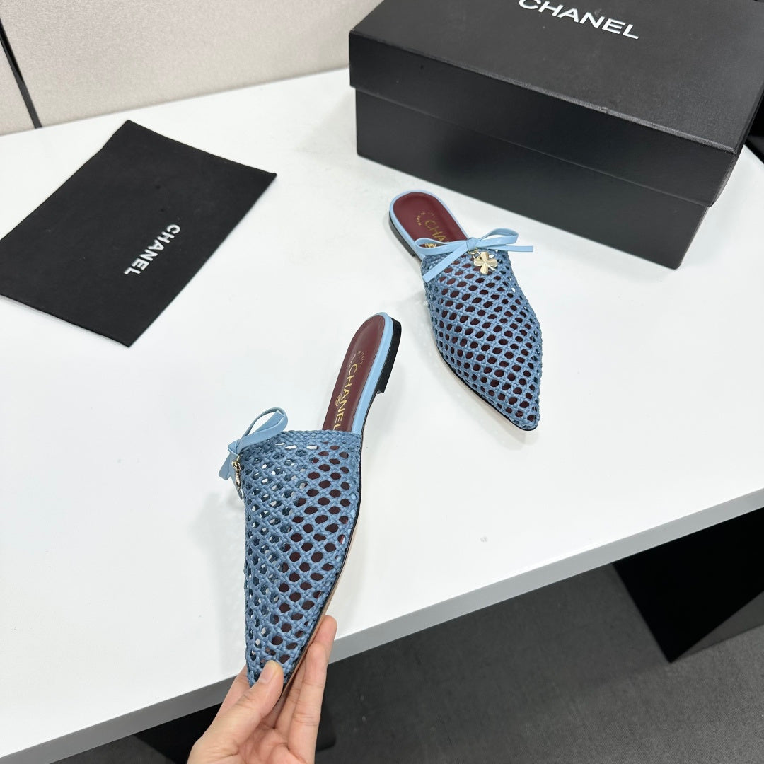 Chanel 2026 Pointed-Toe Bow Mules Mesh Sheepskin 925800