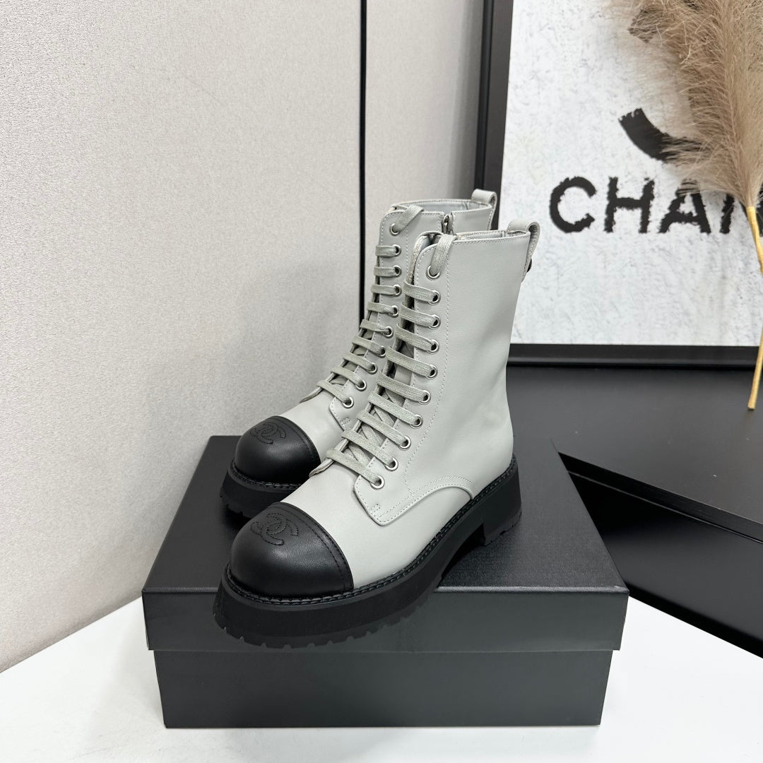 Chanel 2026 Platform Lace-up Martin Boots Cowhide 944604