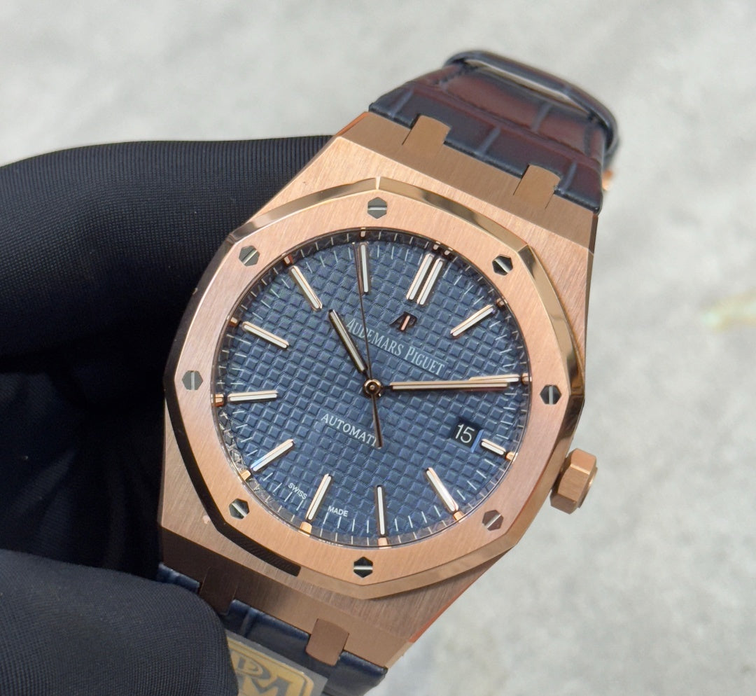 Audemars Piguet Royal Oak Selfwinding 41mm 15400OR Blue Dial Leather Strap