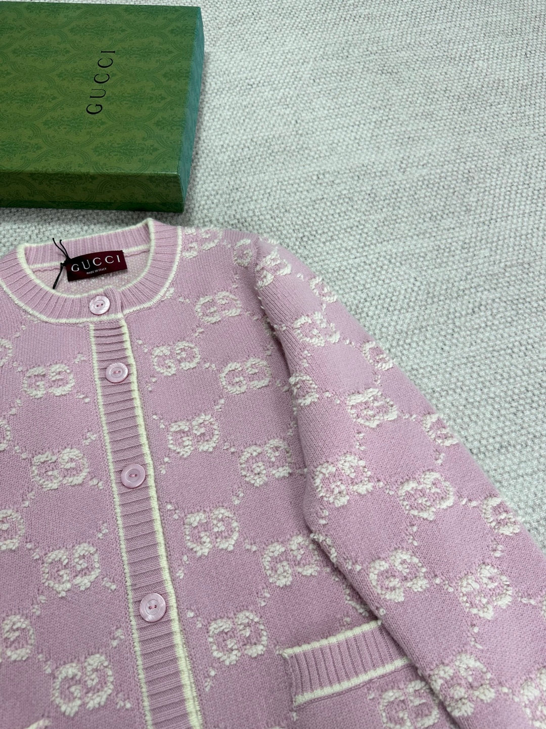 Gucci Knot Jacquard Knitted Cardigan Wool