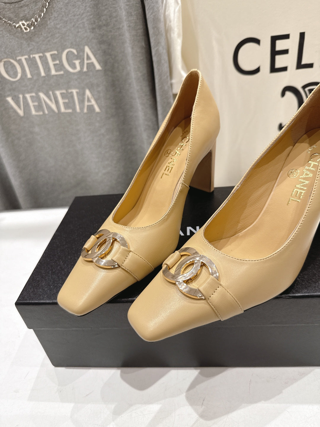 Chanel 2026 Double C Logo Pump 90mm Sheepskin 852620