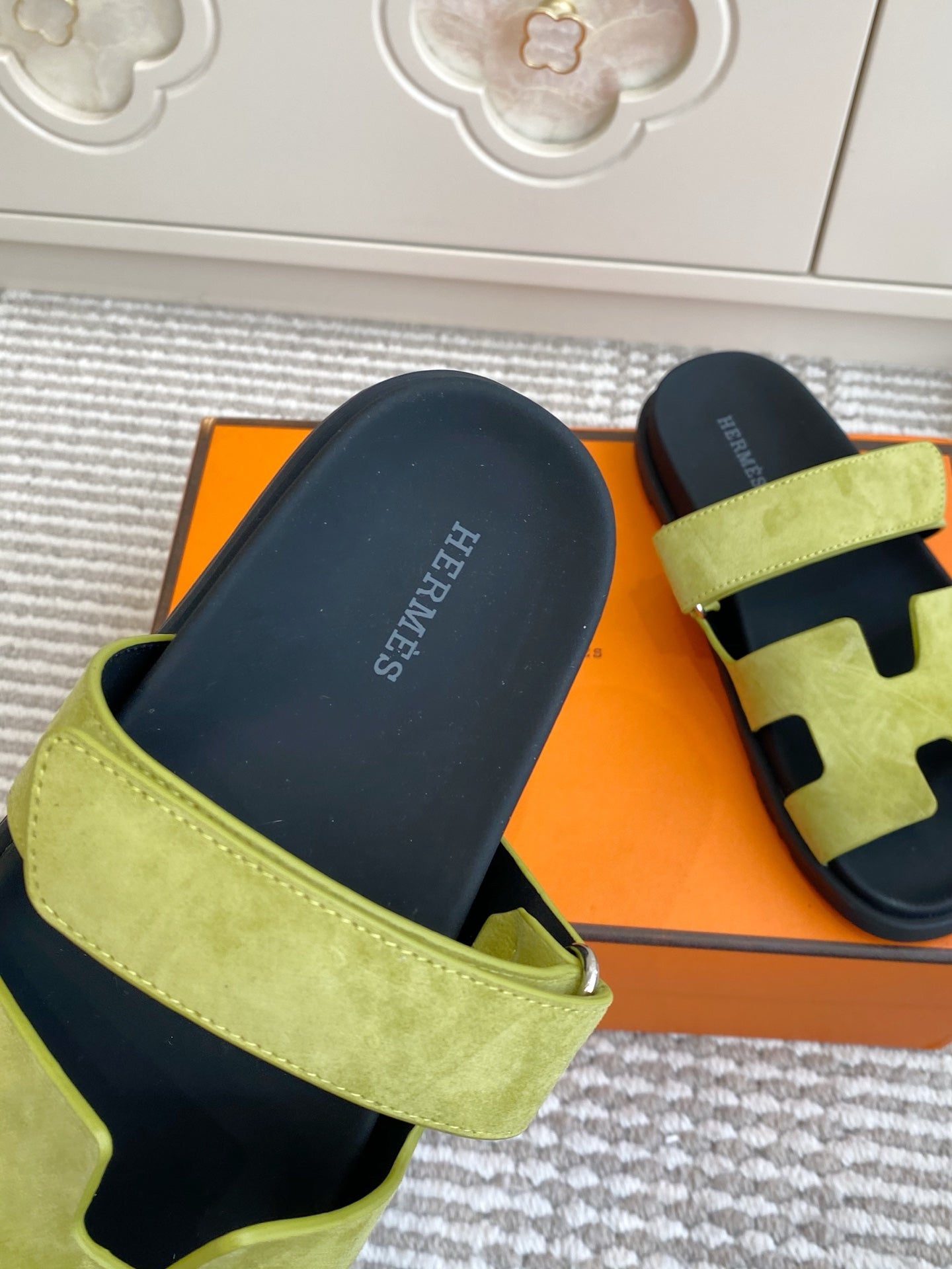 Hermes 2026 Chypre Sandal Suede 595828
