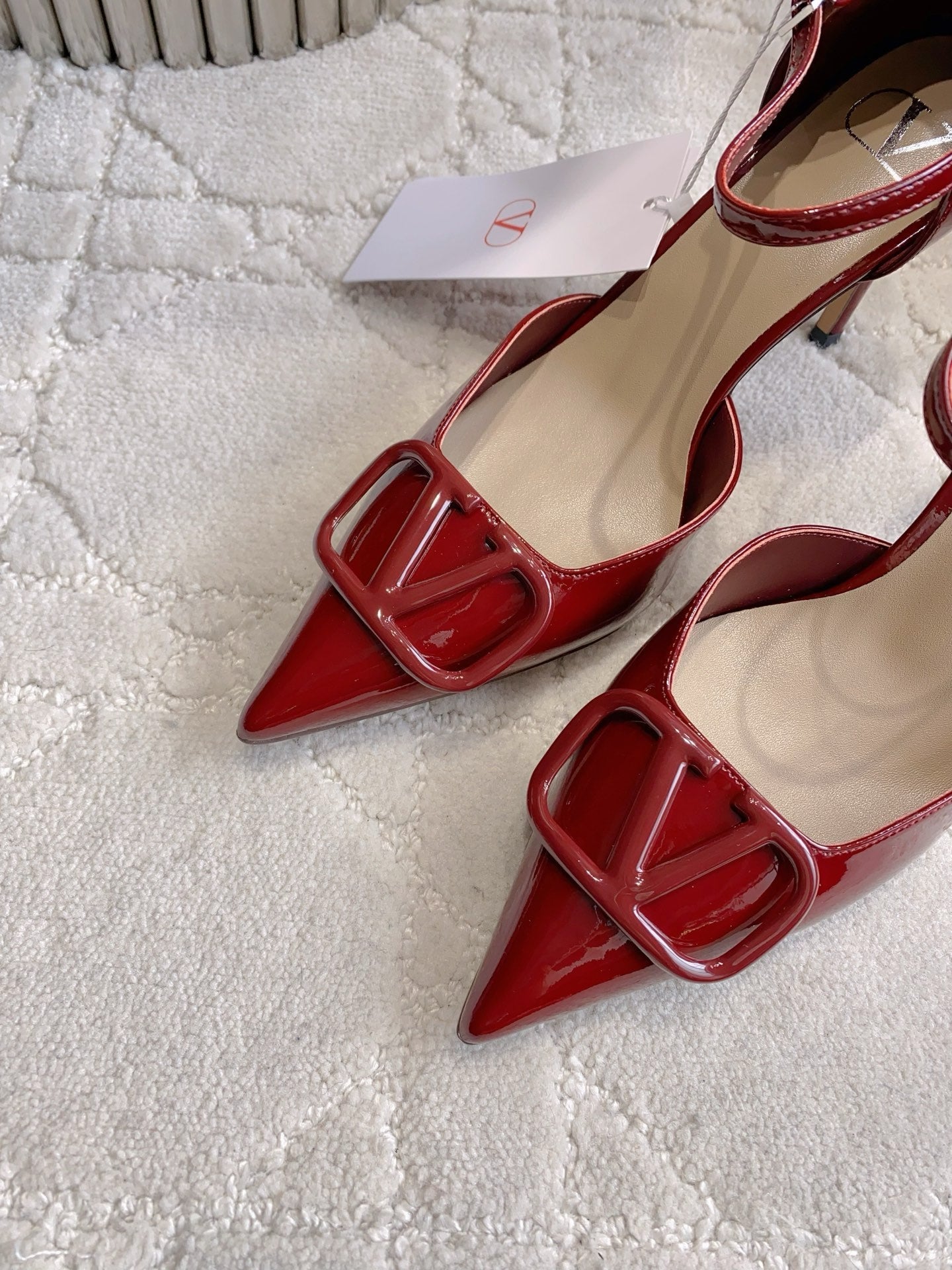 VT 26s Mary Jane Sandals 75 Patent Leather 724384