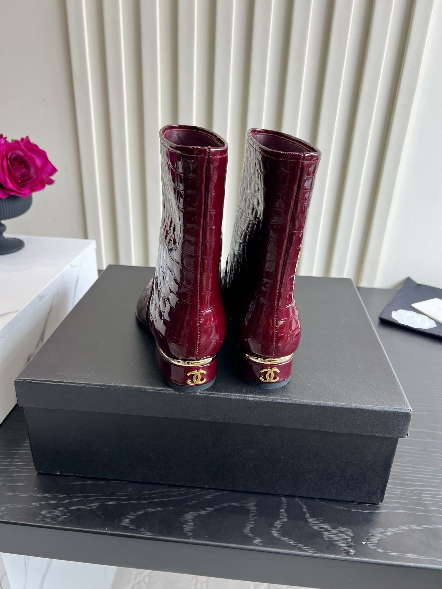 Chanel 2026 Métiers D'art Ankle Boots Cowhide 977427
