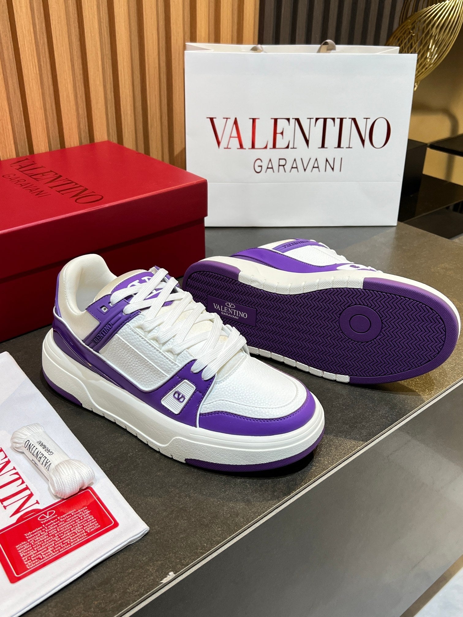 VT 25S Couple Sneakers White Purple Calfskin Suede 563108