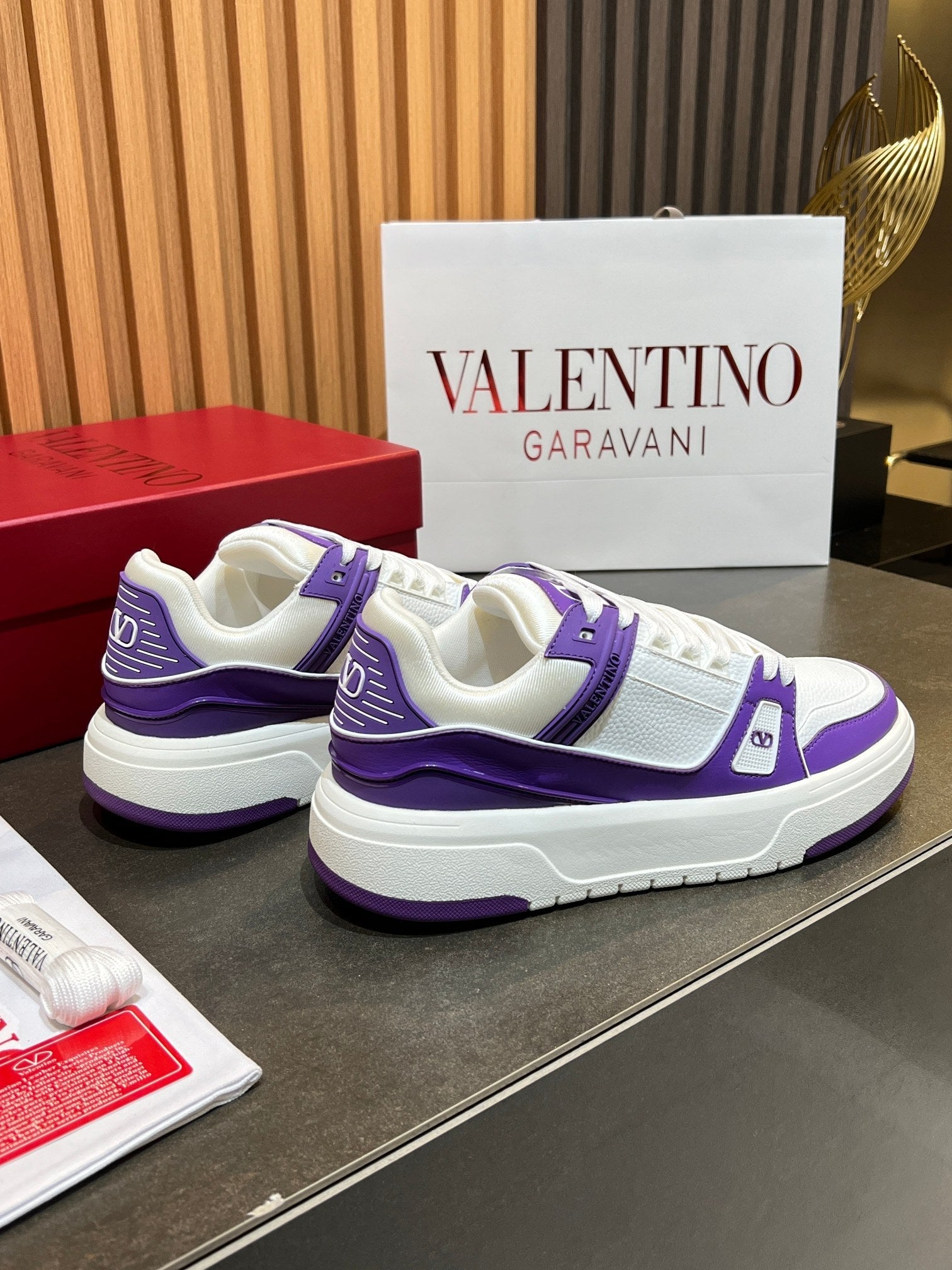 VT 25S Couple Sneakers White Purple Calfskin Suede 563108