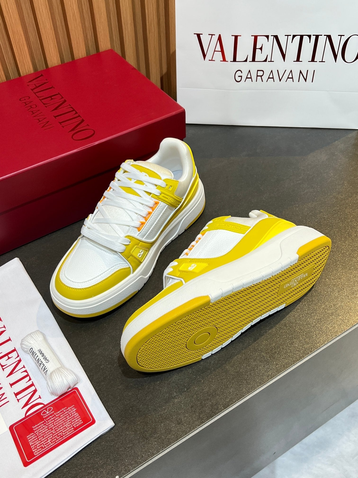 VT 25S Couple Sneakers White Yellow Calfskin 563109