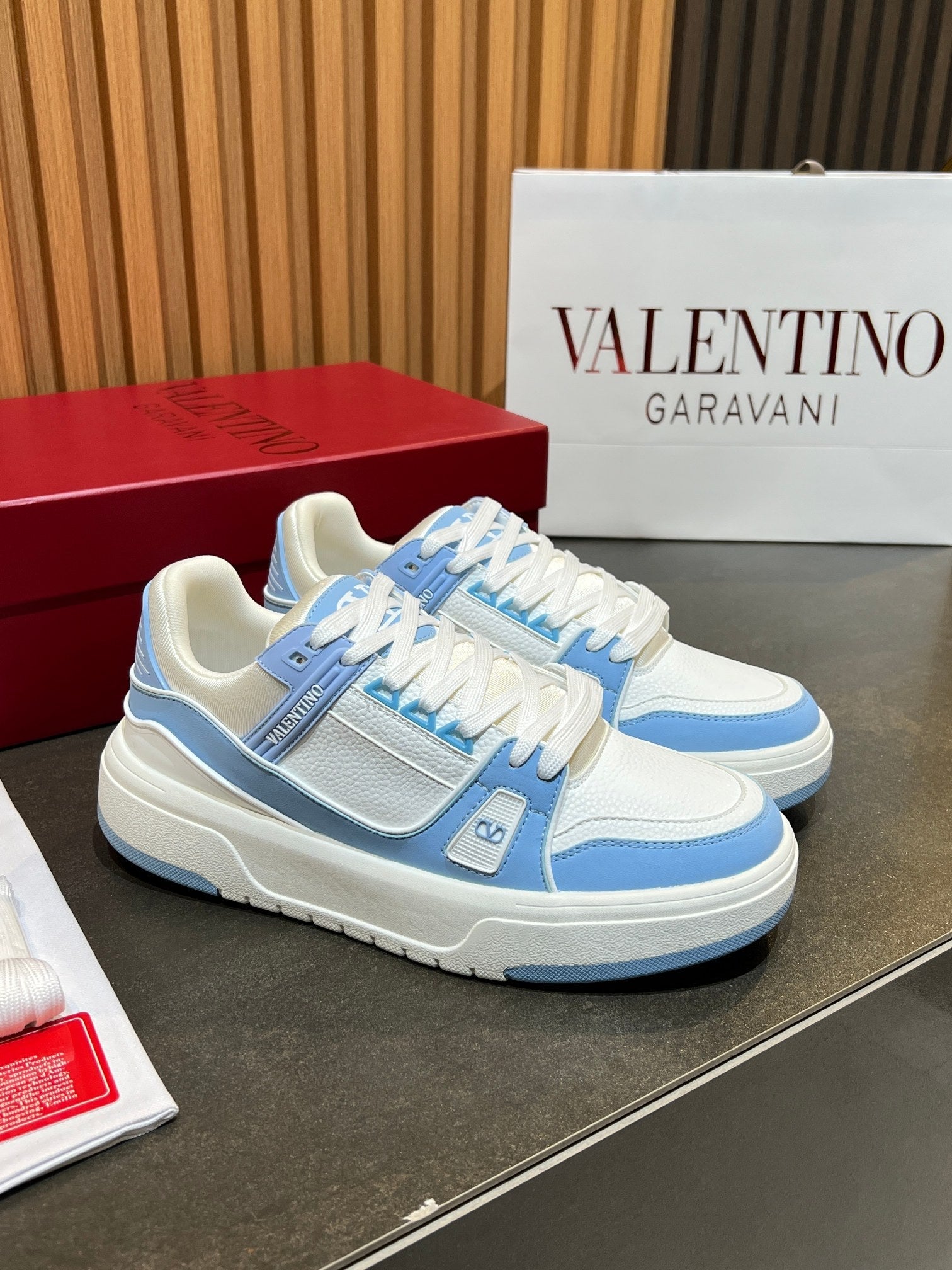 VT 25S Couple Sneakers White Light Blue Calfskin 563114