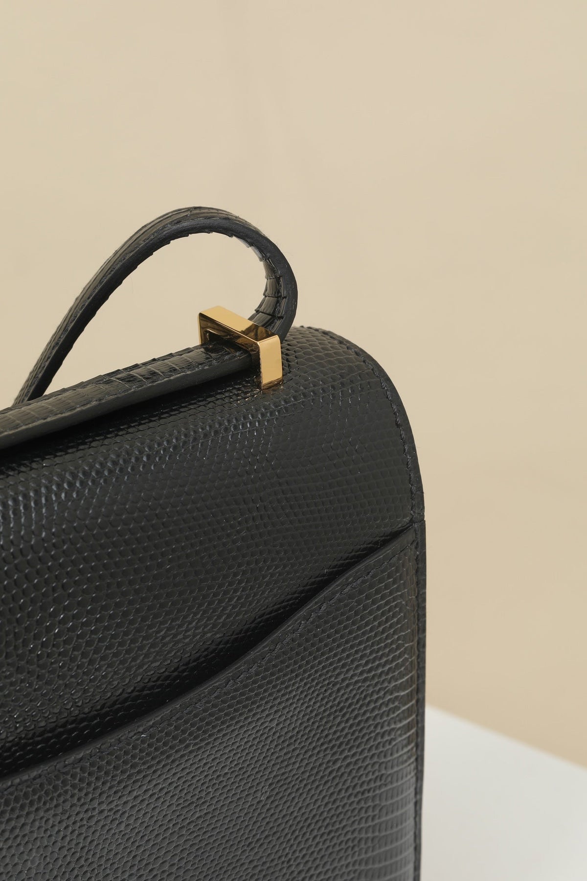 High-end Hermes 2026 Constance Bag 18cm Black Lizard Skin