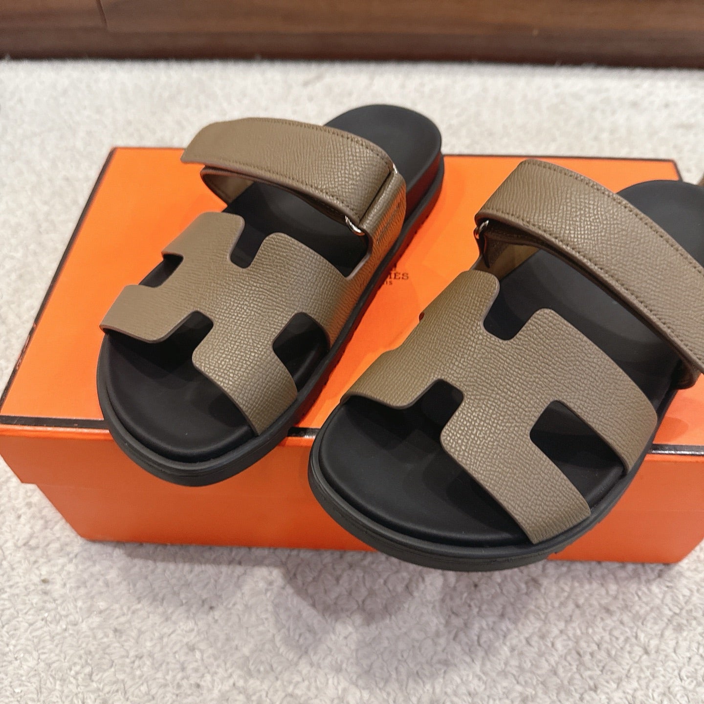 HM Chypre Sandal Grained Calfskin 862962