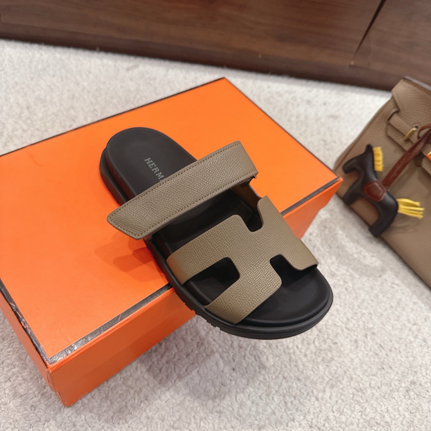 HM Chypre Sandal Grained Calfskin 862962