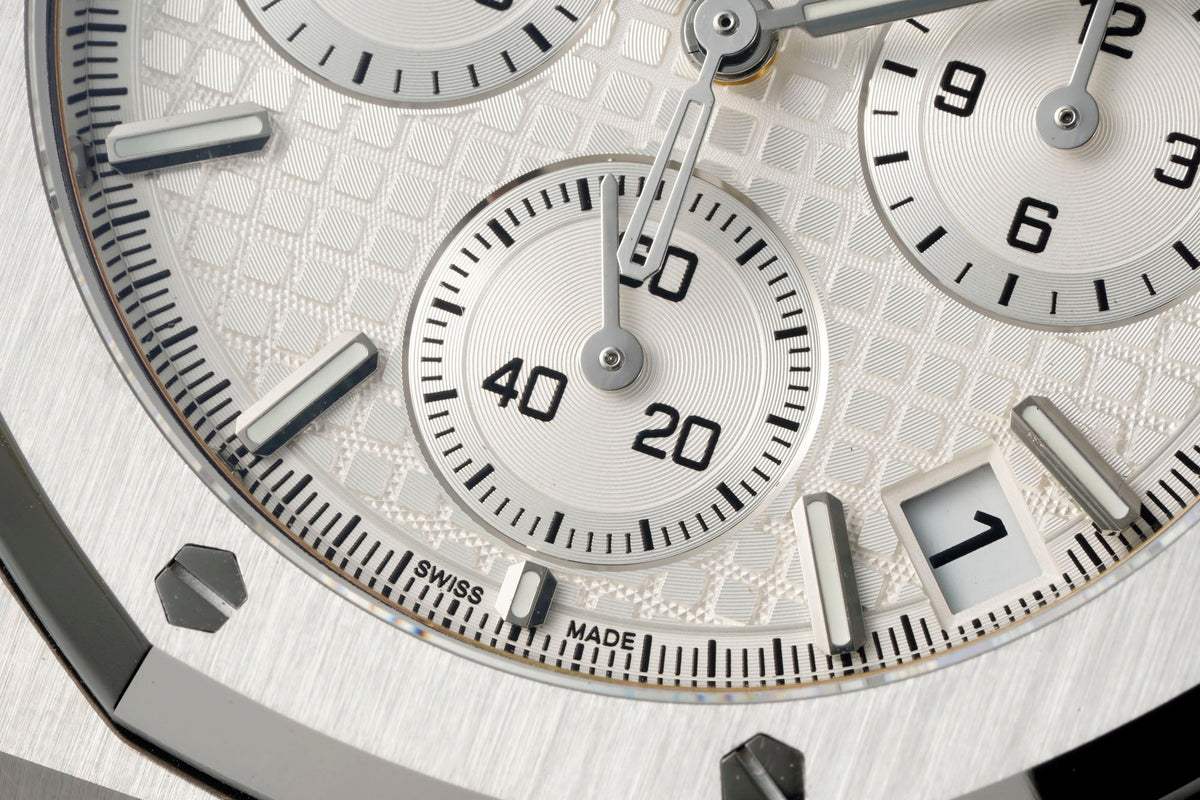 Audemars Piguet Royal Oak Chronograph 41mm Steel Case White Dial Rubber Strap