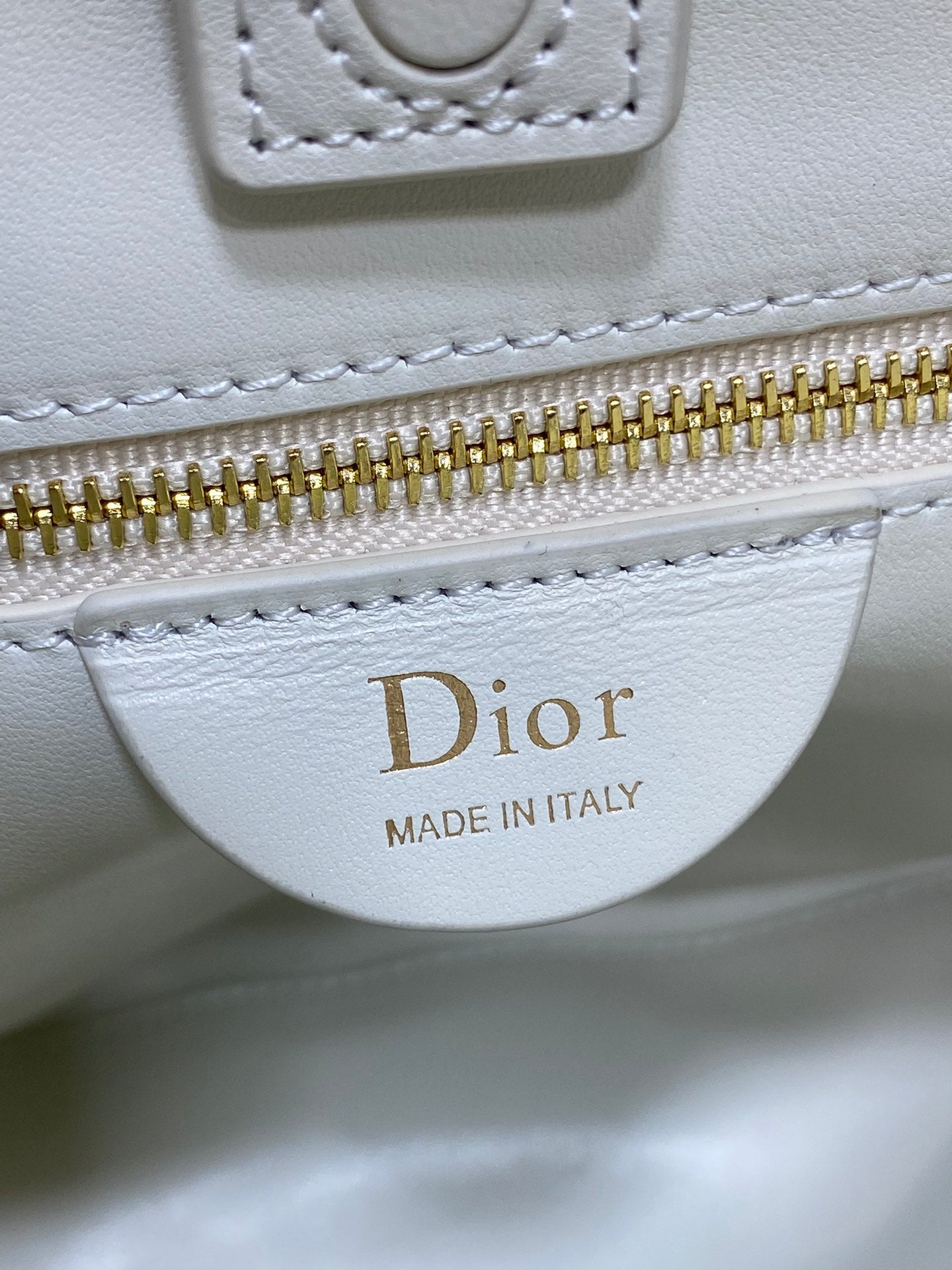 Dior 2026 Trianon Bag 25cm White Lambskin 286604